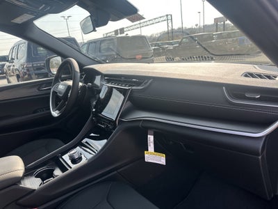 2026 Jeep Grand Cherokee GRAND CHEROKEE LAREDO X 4X4