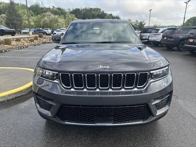 2025 Jeep Grand Cherokee GRAND CHEROKEE LAREDO X 4X4