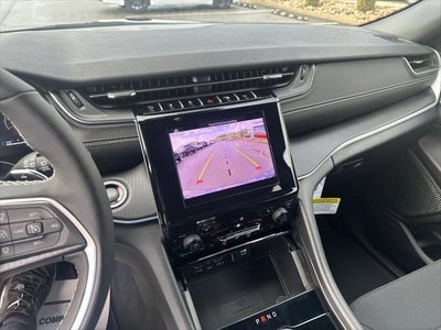 2025 Jeep Grand Cherokee GRAND CHEROKEE LAREDO X 4X4