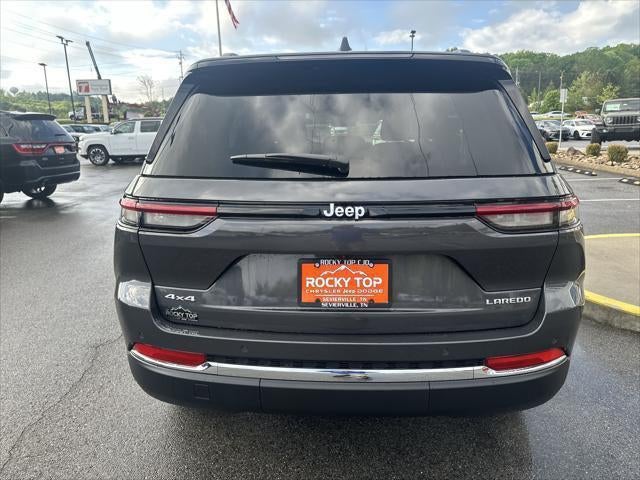 2025 Jeep Grand Cherokee GRAND CHEROKEE LAREDO X 4X4