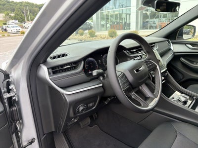 2026 Jeep Grand Cherokee GRAND CHEROKEE LAREDO 4X4