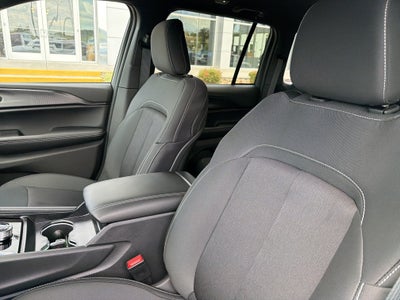 2026 Jeep Grand Cherokee GRAND CHEROKEE LAREDO 4X4