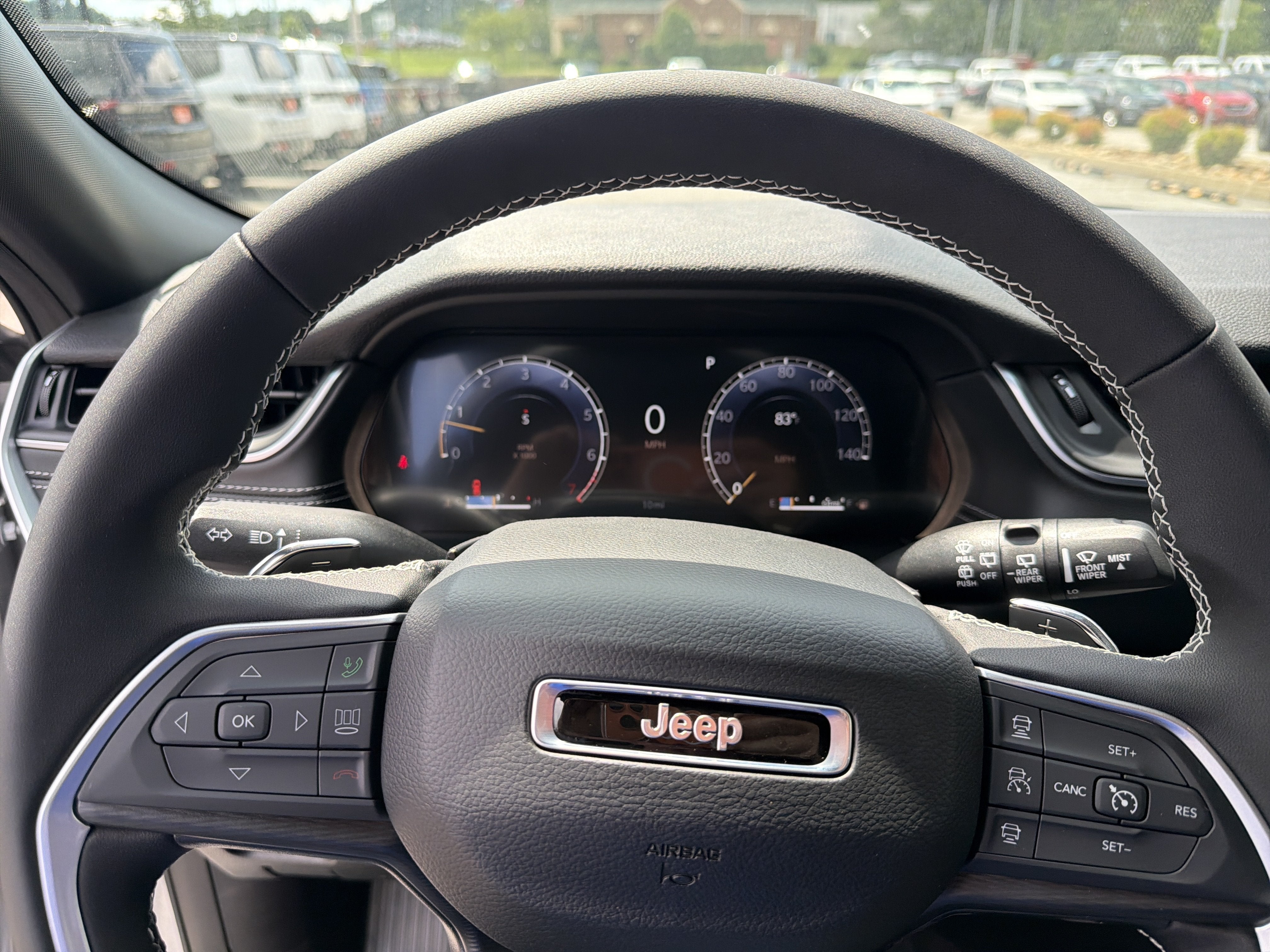 2026 Jeep Grand Cherokee GRAND CHEROKEE LAREDO 4X4