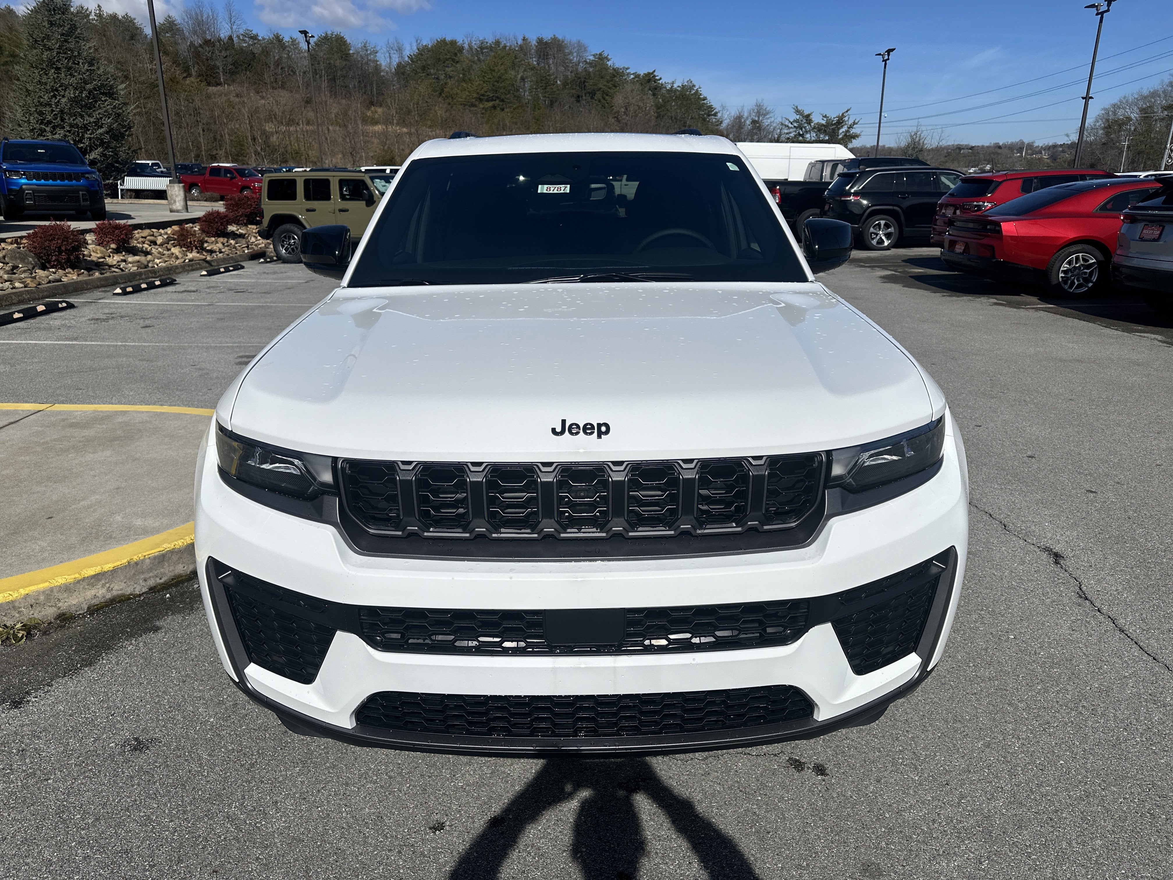 2026 Jeep Grand Cherokee GRAND CHEROKEE LAREDO ALTITUDE 4X4