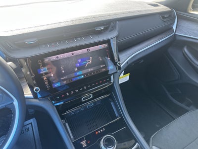 2026 Jeep Grand Cherokee GRAND CHEROKEE LAREDO ALTITUDE 4X4