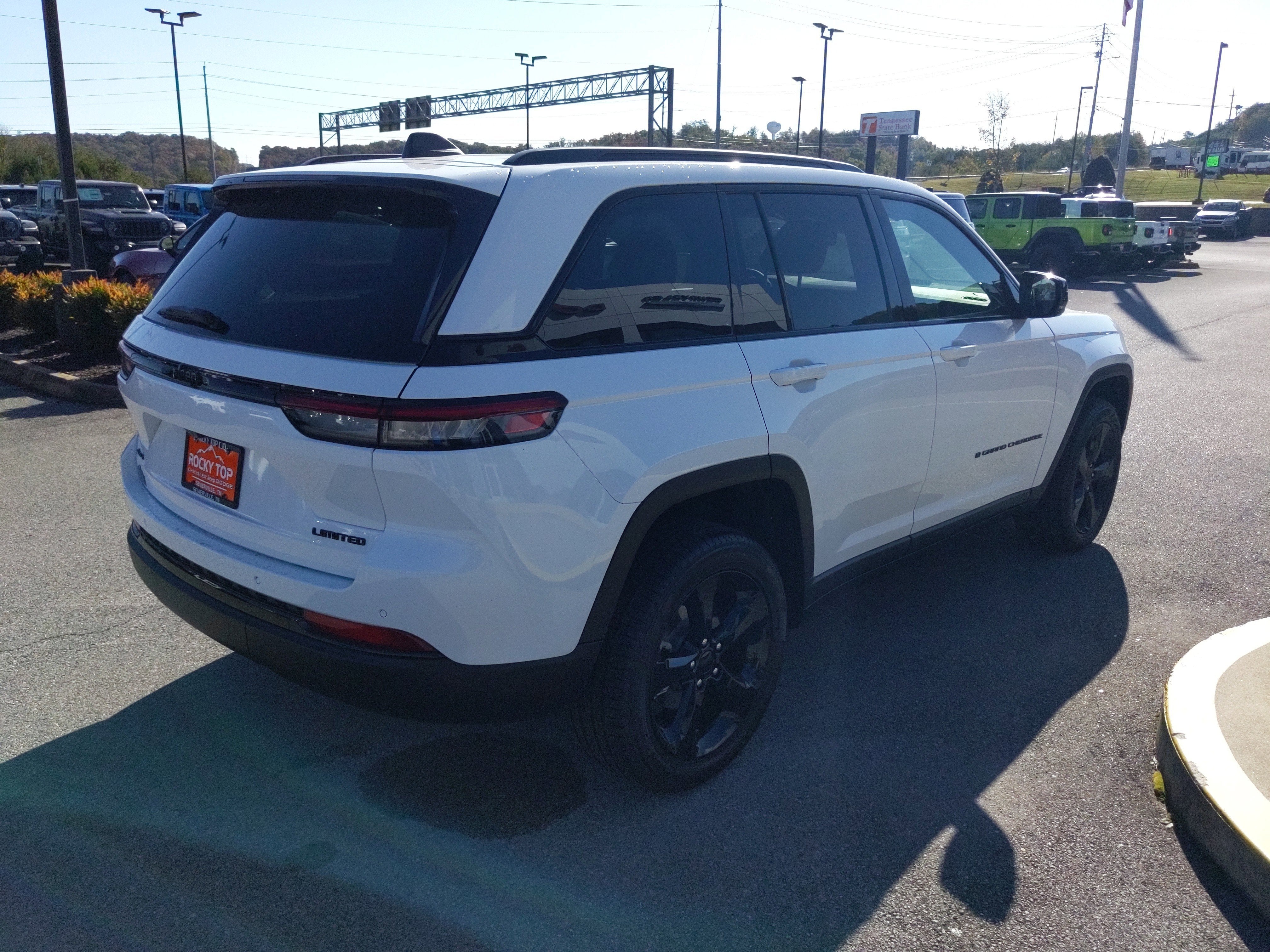 2025 Jeep Grand Cherokee GRAND CHEROKEE LIMITED 4X4