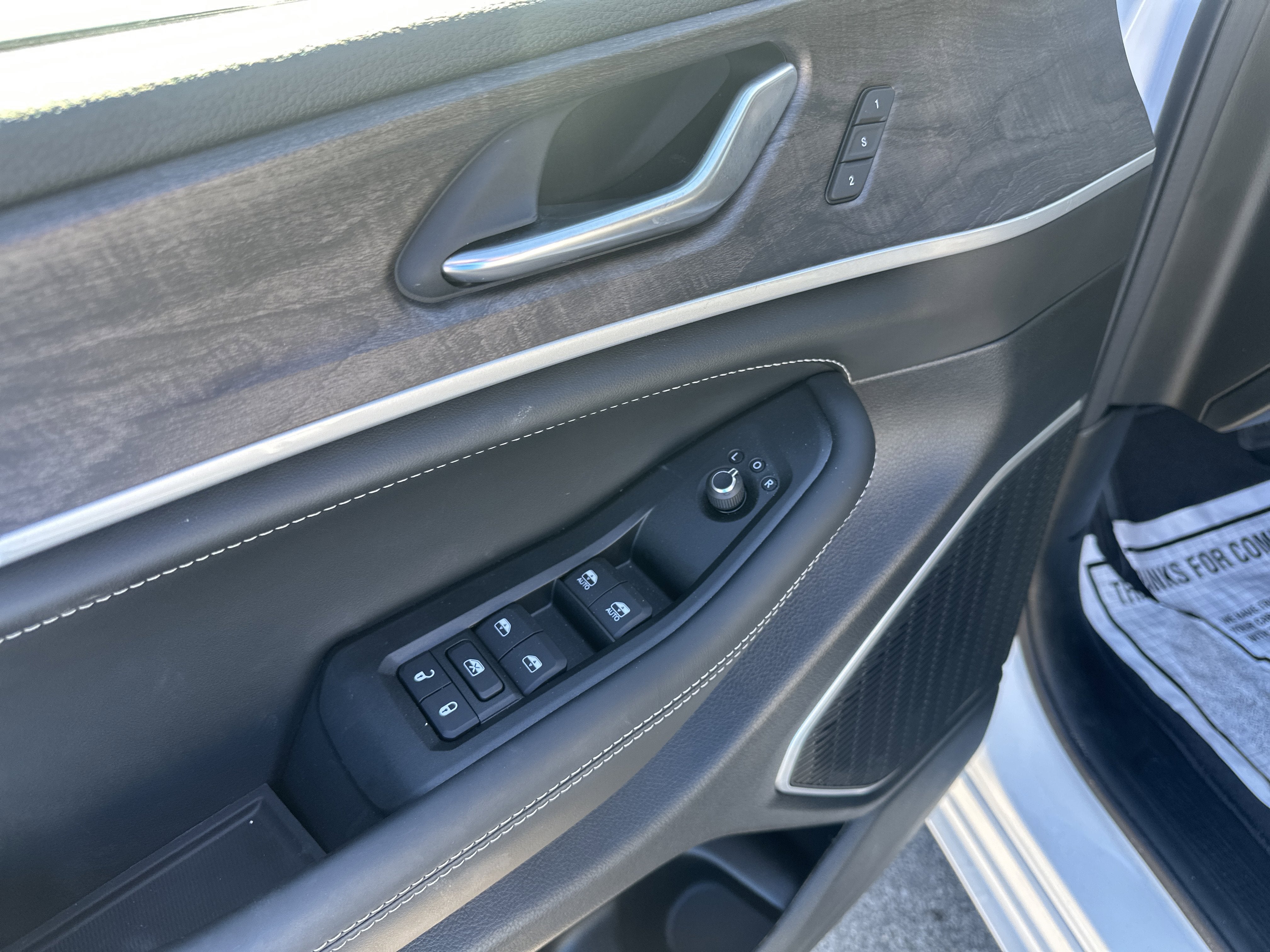 2026 Jeep Grand Cherokee GRAND CHEROKEE LIMITED RESERVE 4X4