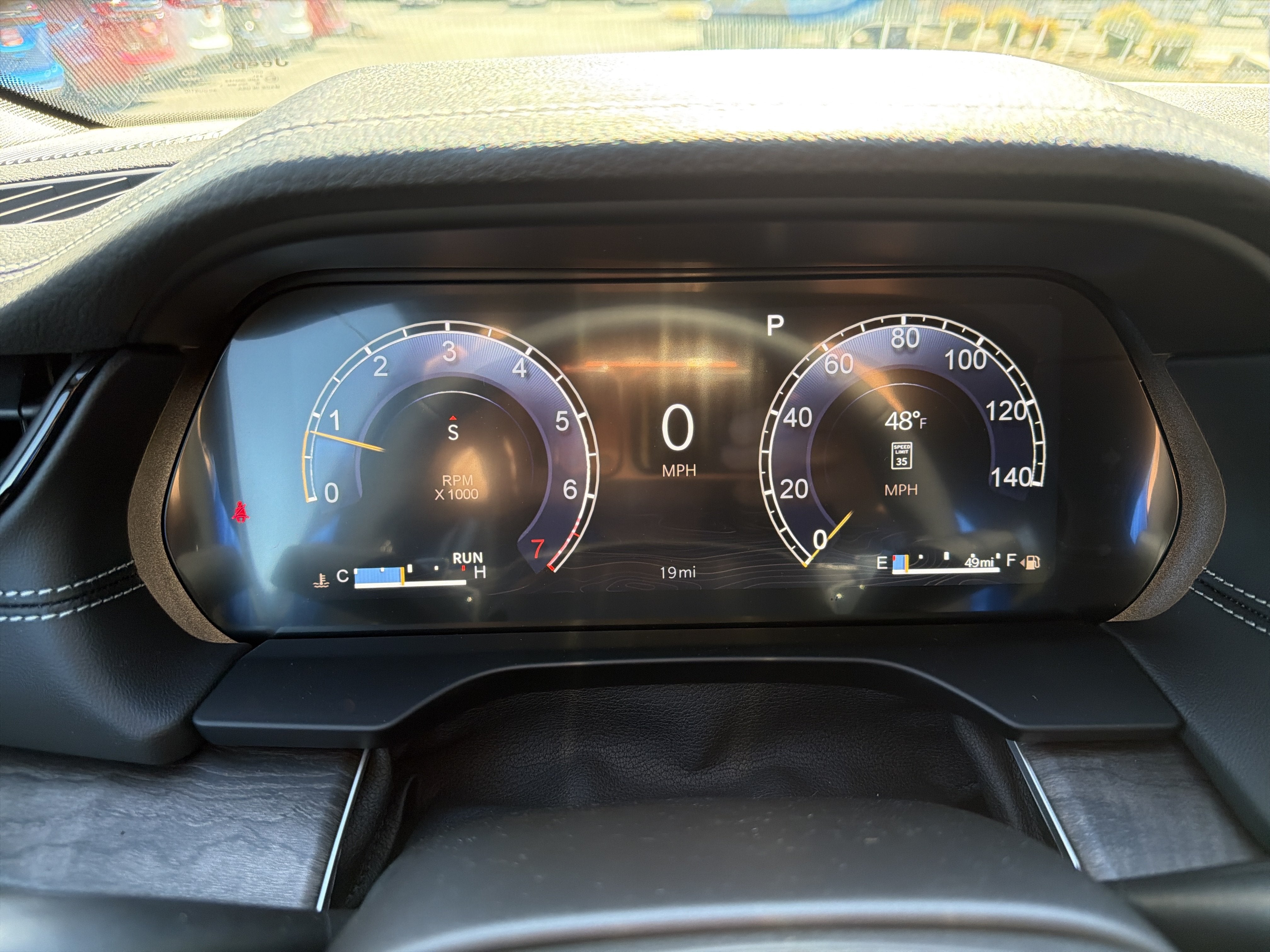 2027 Jeep Grand Cherokee GRAND CHEROKEE LIMITED RESERVE 4X4