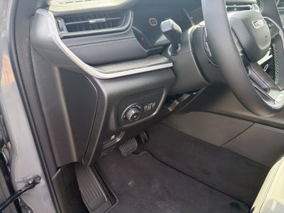 2027 Jeep Grand Cherokee GRAND CHEROKEE LIMITED 4X4