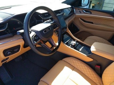 2025 Jeep Grand Cherokee GRAND CHEROKEE SUMMIT RESERVE 4X4