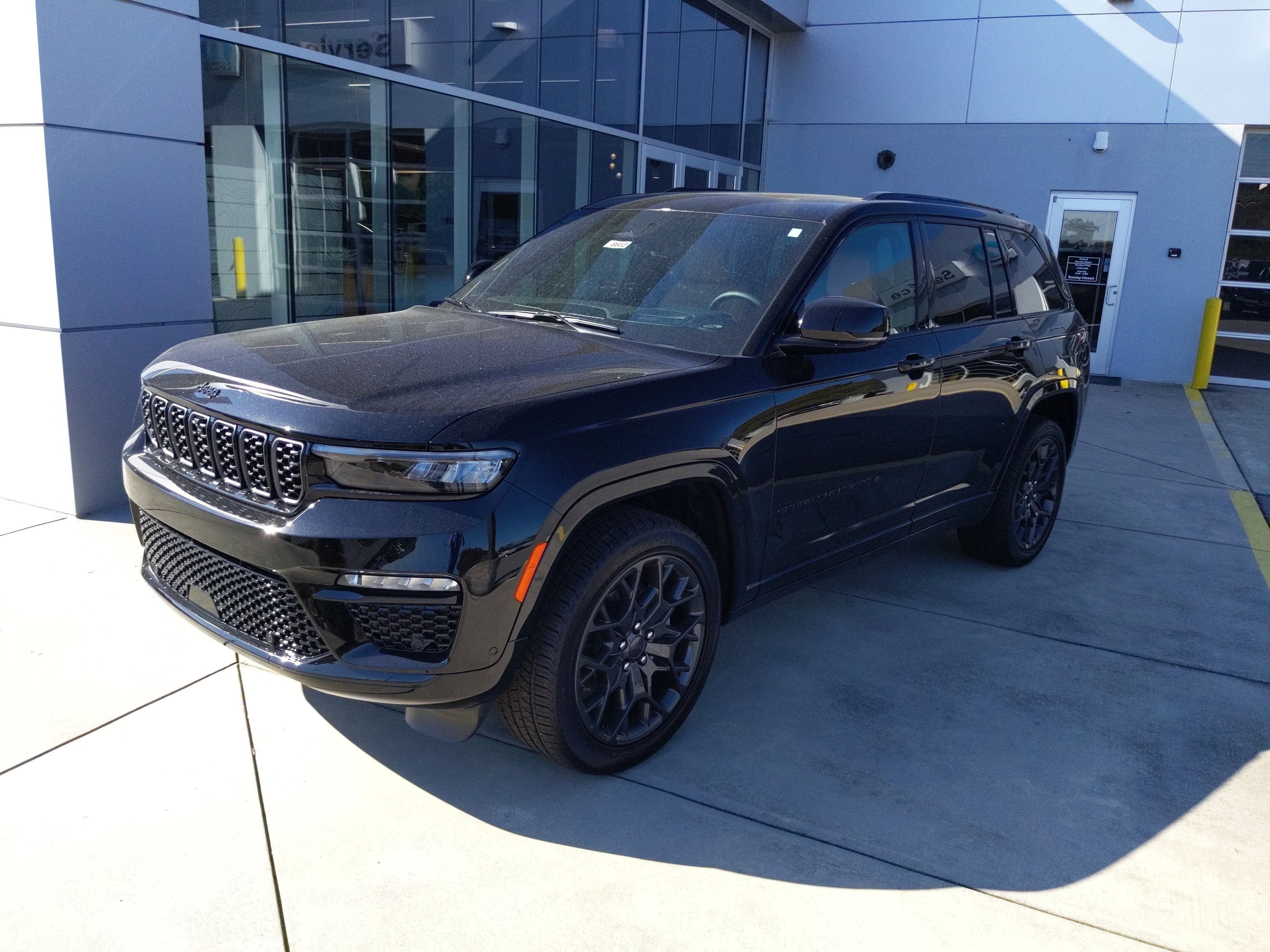 2025 Jeep Grand Cherokee GRAND CHEROKEE SUMMIT RESERVE 4X4