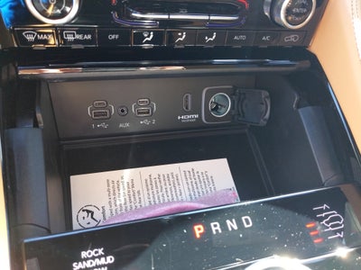 2025 Jeep Grand Cherokee GRAND CHEROKEE SUMMIT RESERVE 4X4