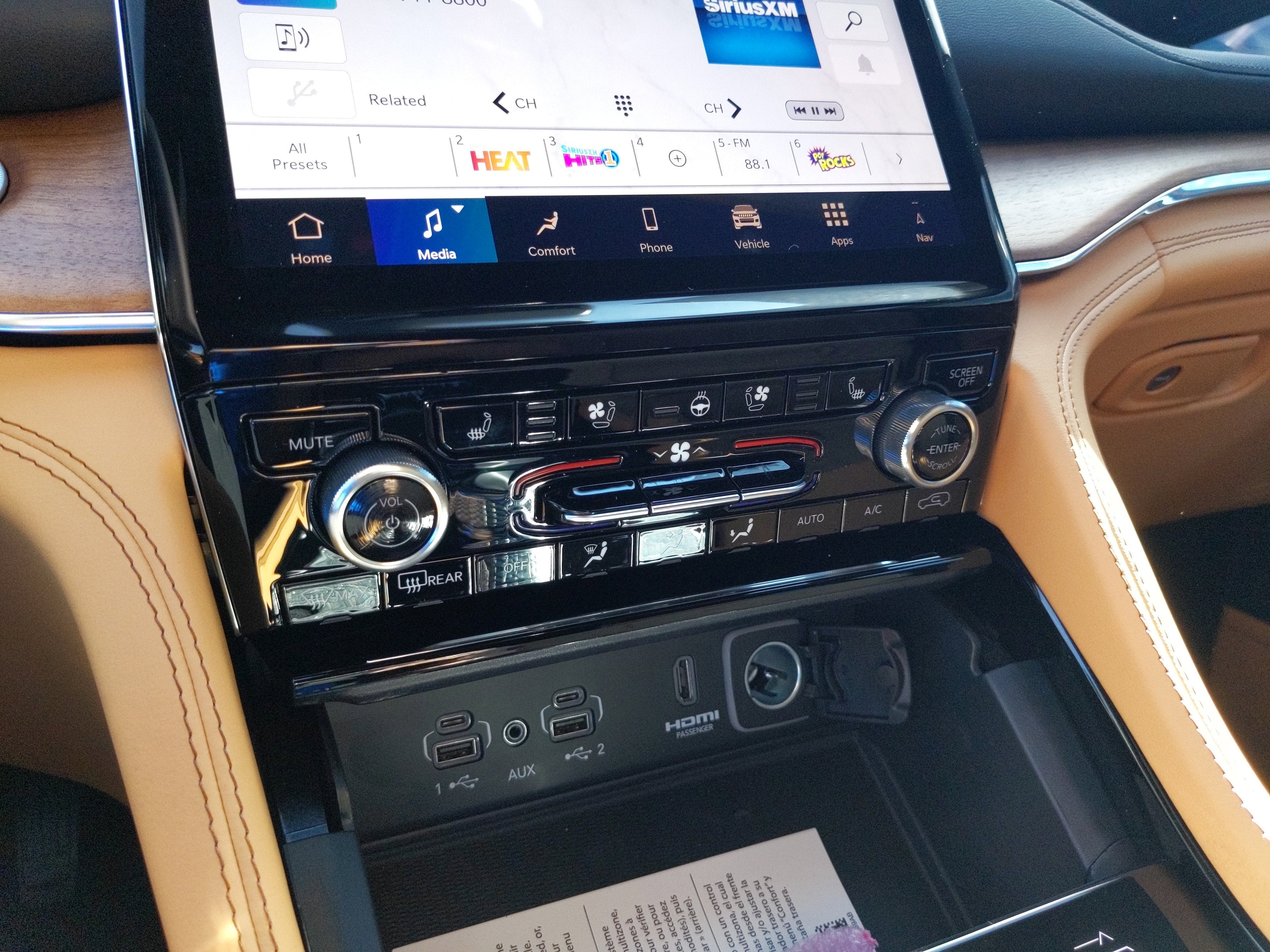 2025 Jeep Grand Cherokee GRAND CHEROKEE SUMMIT RESERVE 4X4