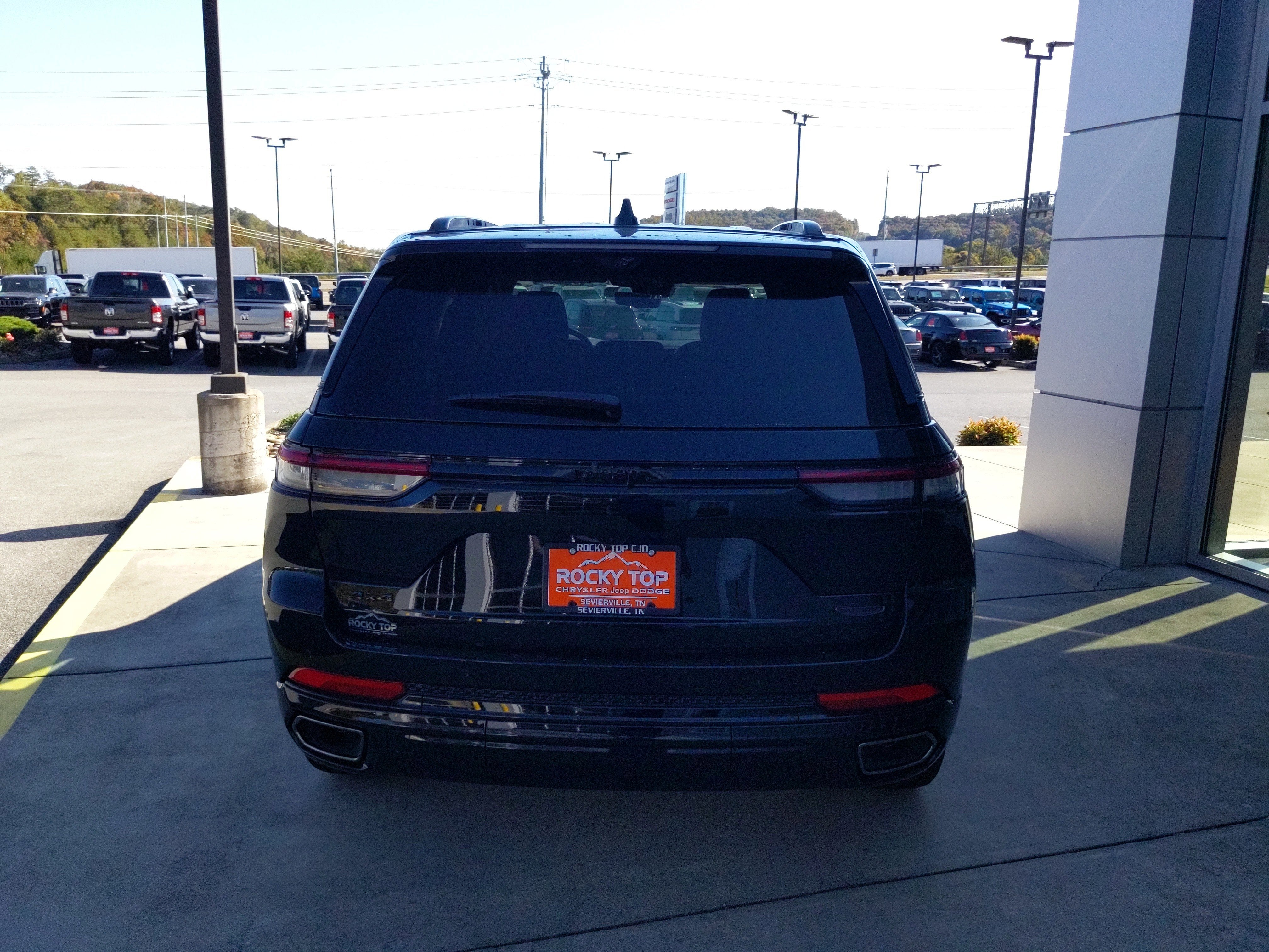 2025 Jeep Grand Cherokee GRAND CHEROKEE SUMMIT RESERVE 4X4