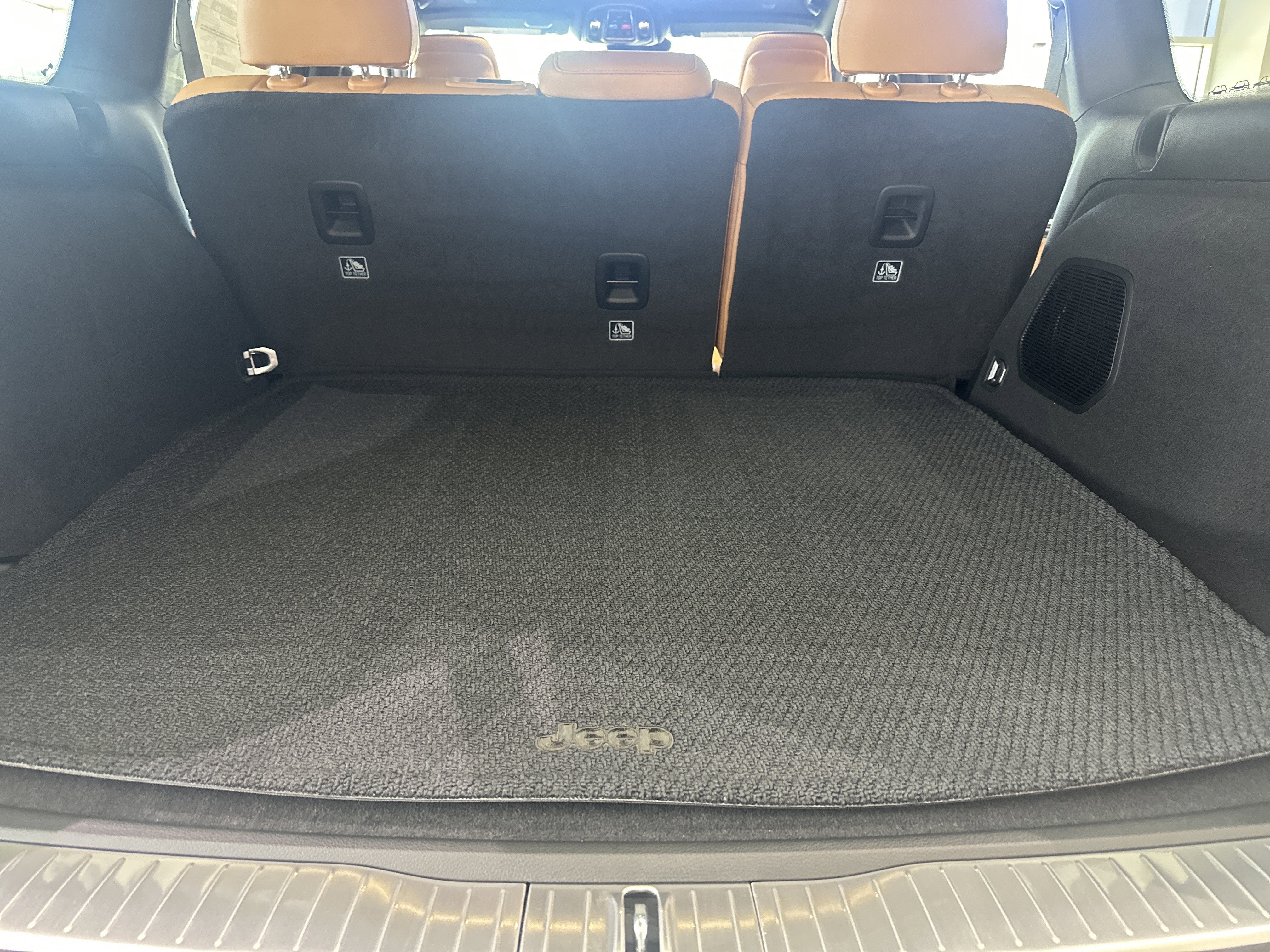 2025 Jeep Grand Cherokee GRAND CHEROKEE SUMMIT 4X4