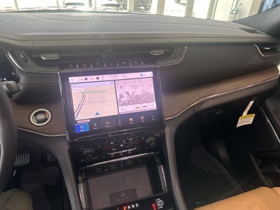 2025 Jeep Grand Cherokee GRAND CHEROKEE SUMMIT 4X4