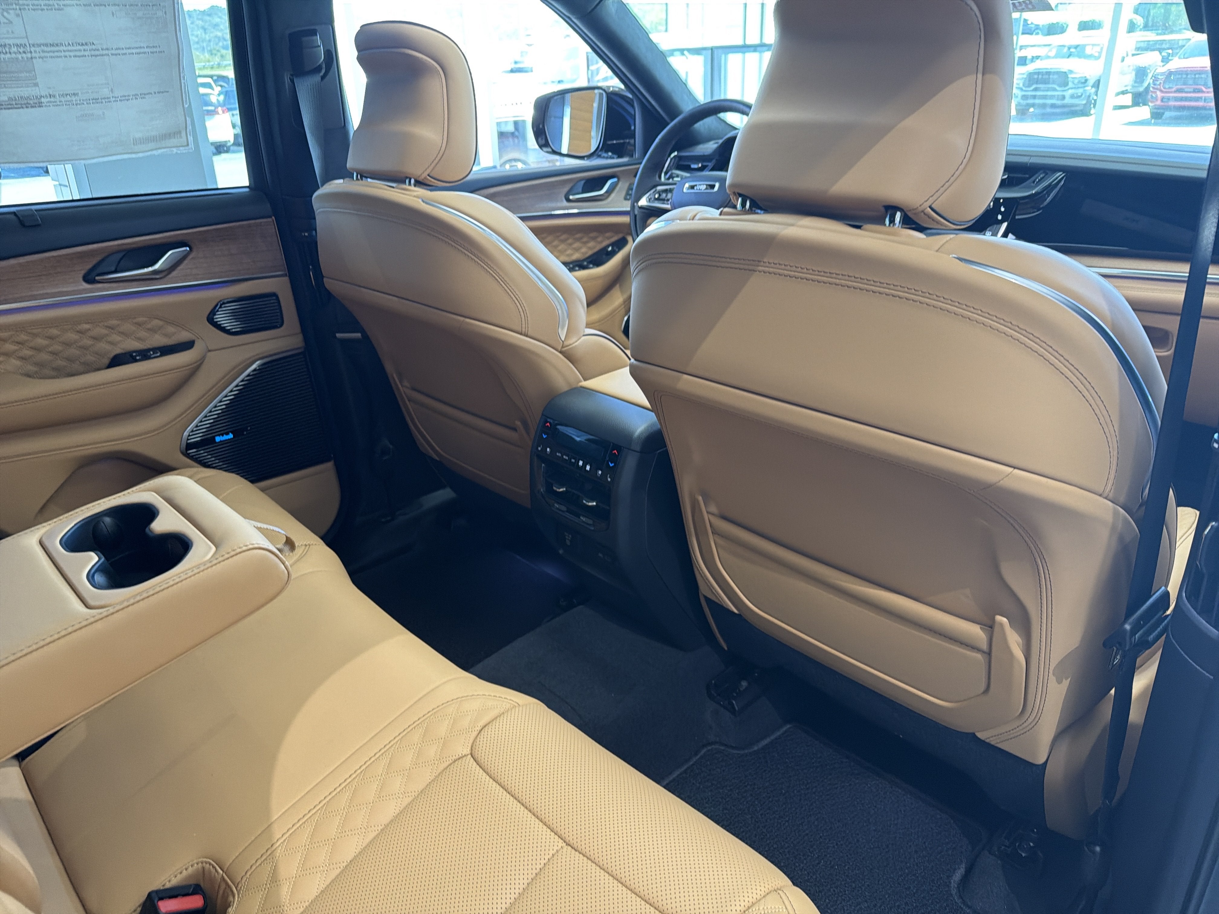 2027 Jeep Grand Cherokee GRAND CHEROKEE SUMMIT 4X4