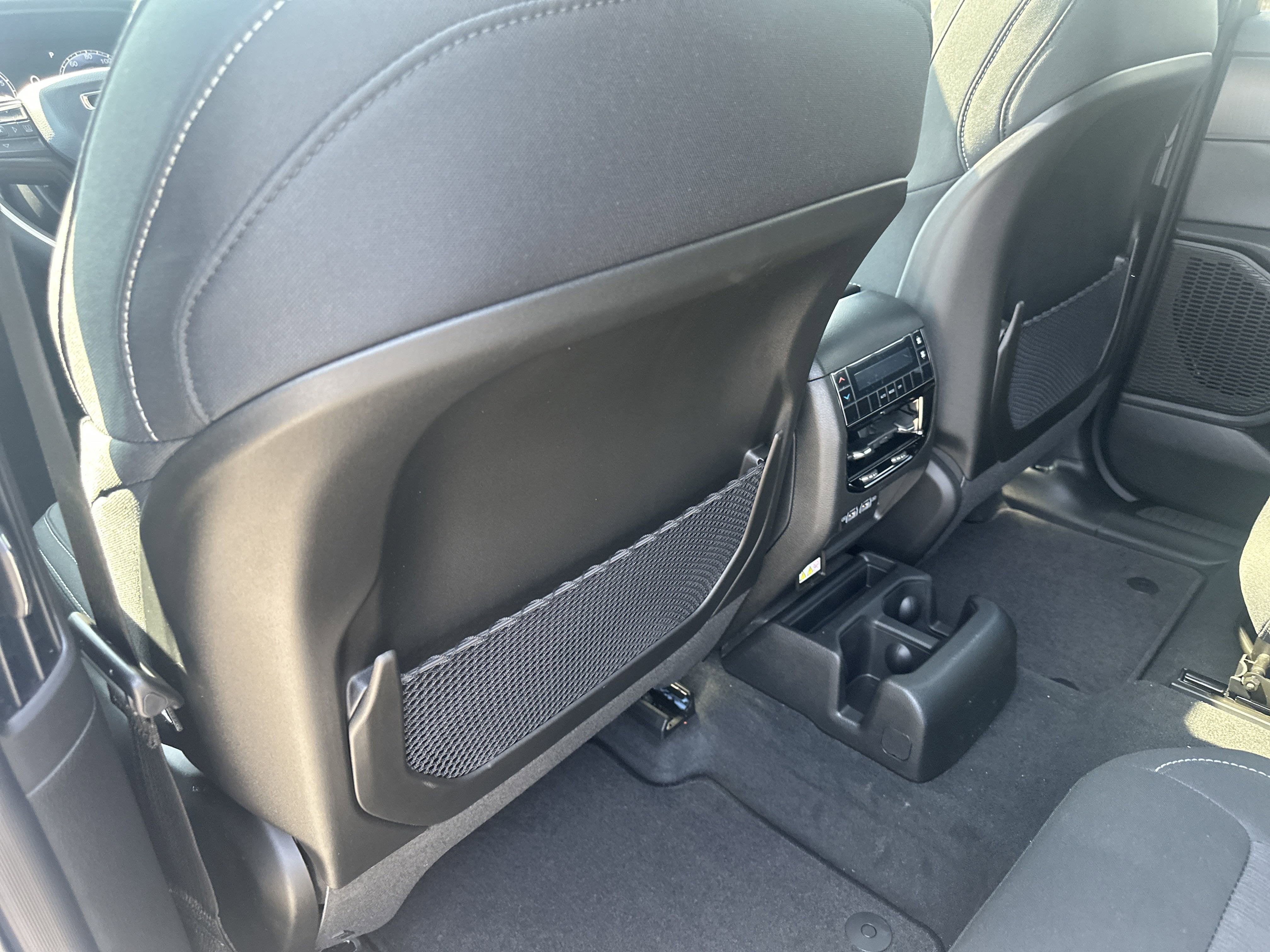 2025 Jeep Grand Cherokee GRAND CHEROKEE L LAREDO X 4X4