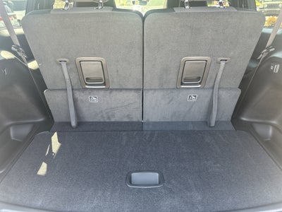 2025 Jeep Grand Cherokee GRAND CHEROKEE L LAREDO X 4X4