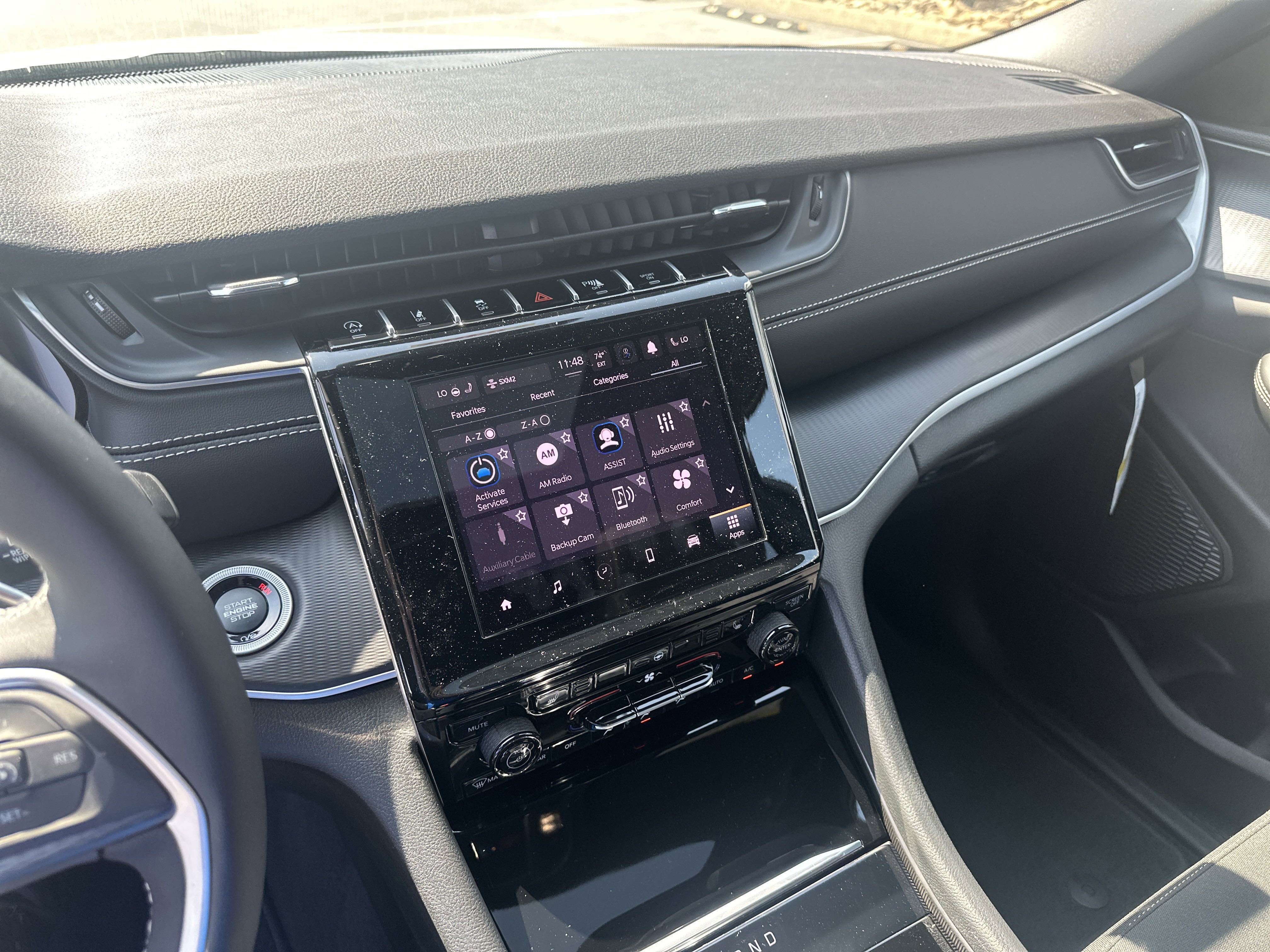 2025 Jeep Grand Cherokee GRAND CHEROKEE L LAREDO X 4X4