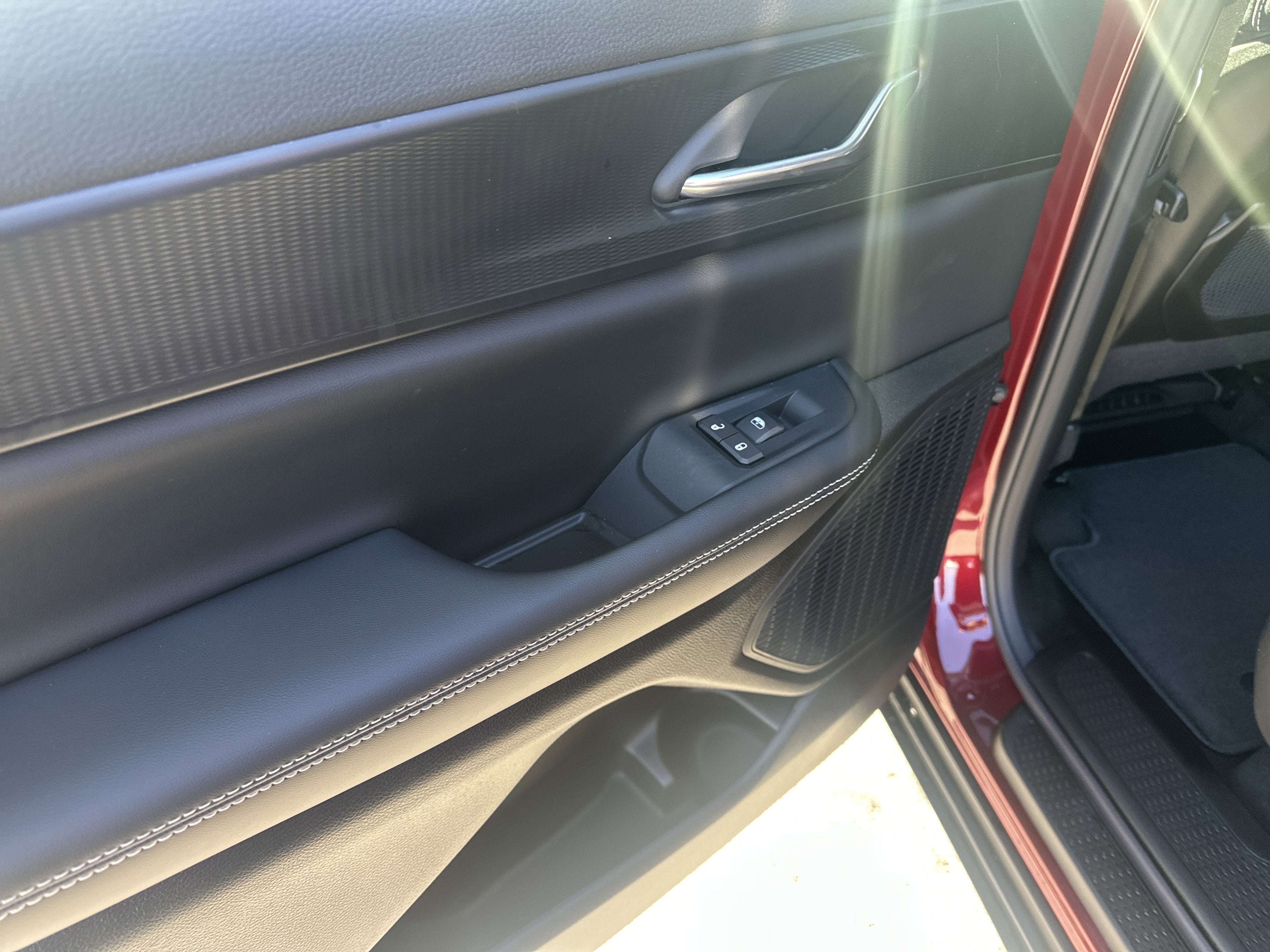 2025 Jeep Grand Cherokee GRAND CHEROKEE L LAREDO X 4X4