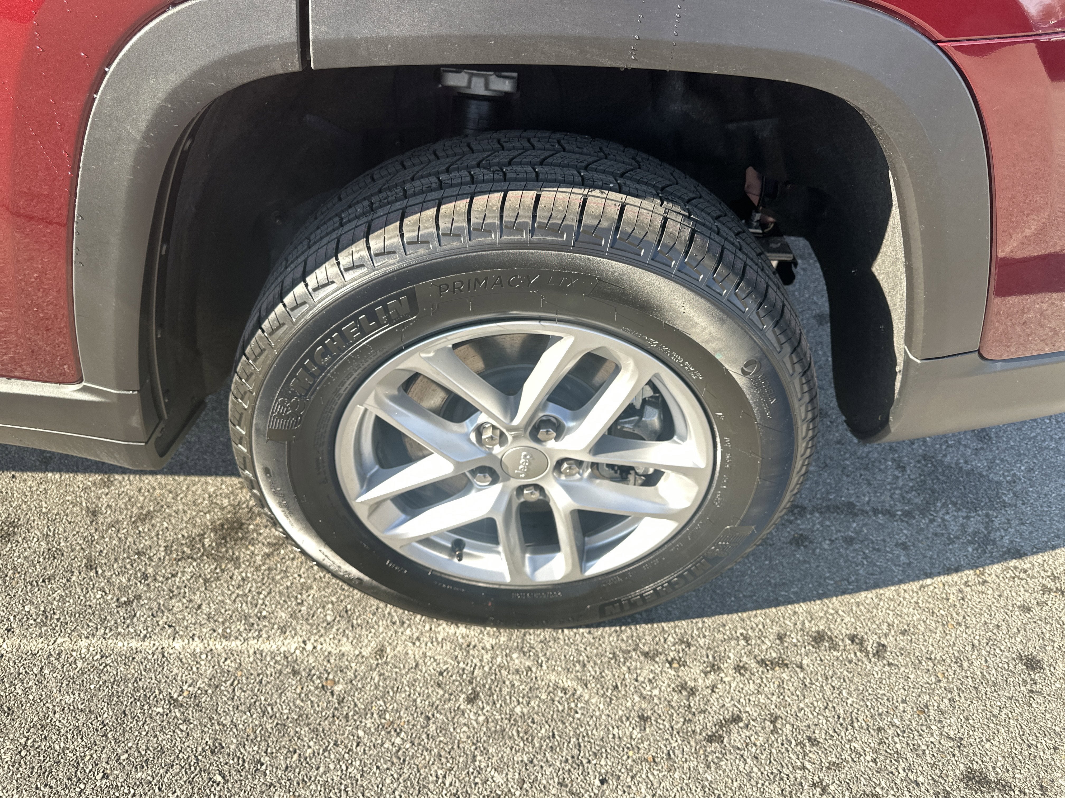 2025 Jeep Grand Cherokee GRAND CHEROKEE L LAREDO X 4X4