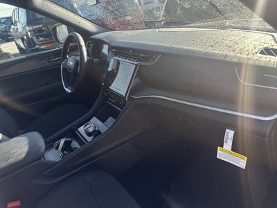 2025 Jeep Grand Cherokee GRAND CHEROKEE L LAREDO X 4X4