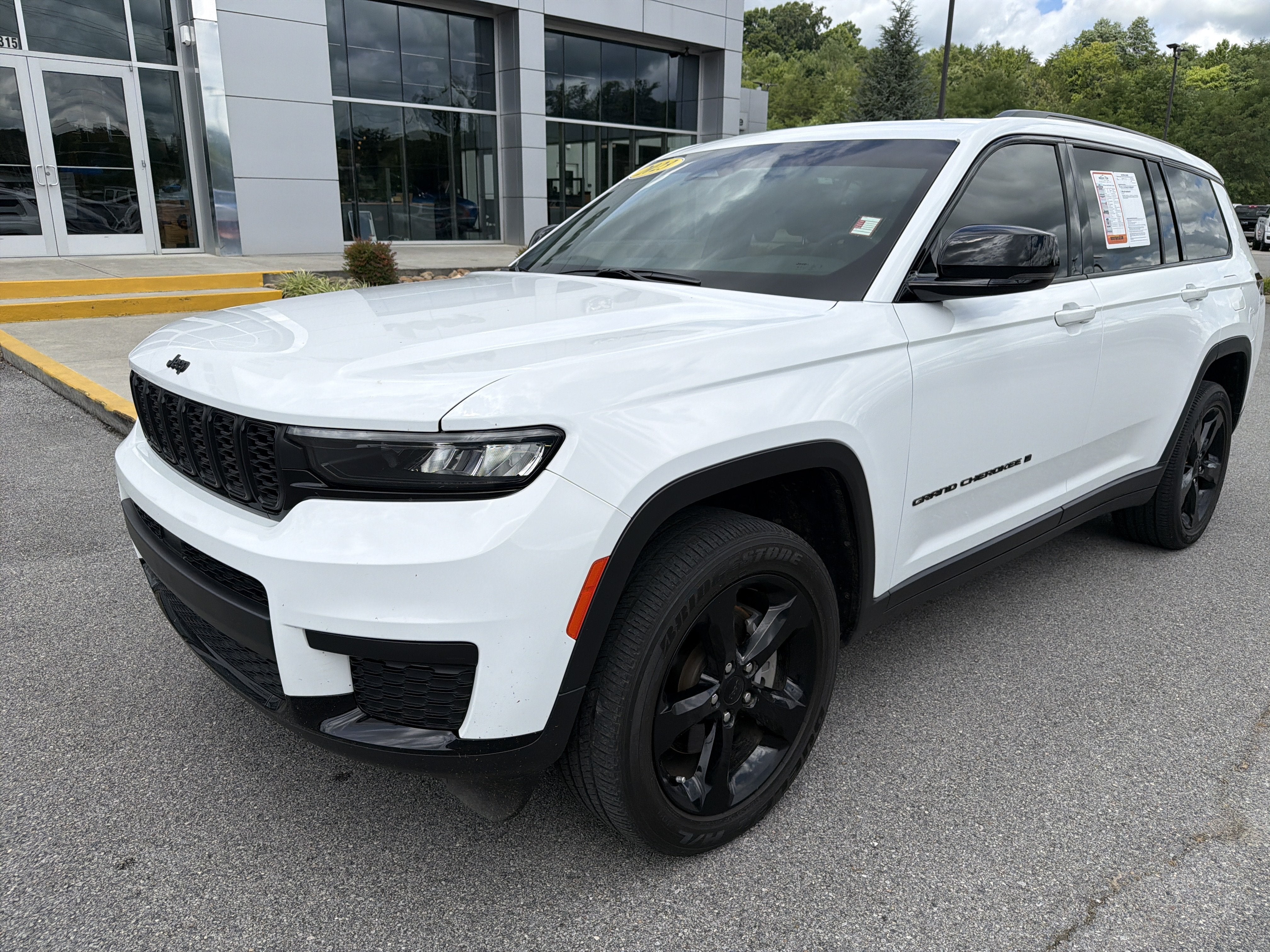 2023 Jeep Grand Cherokee L Altitude 4x4