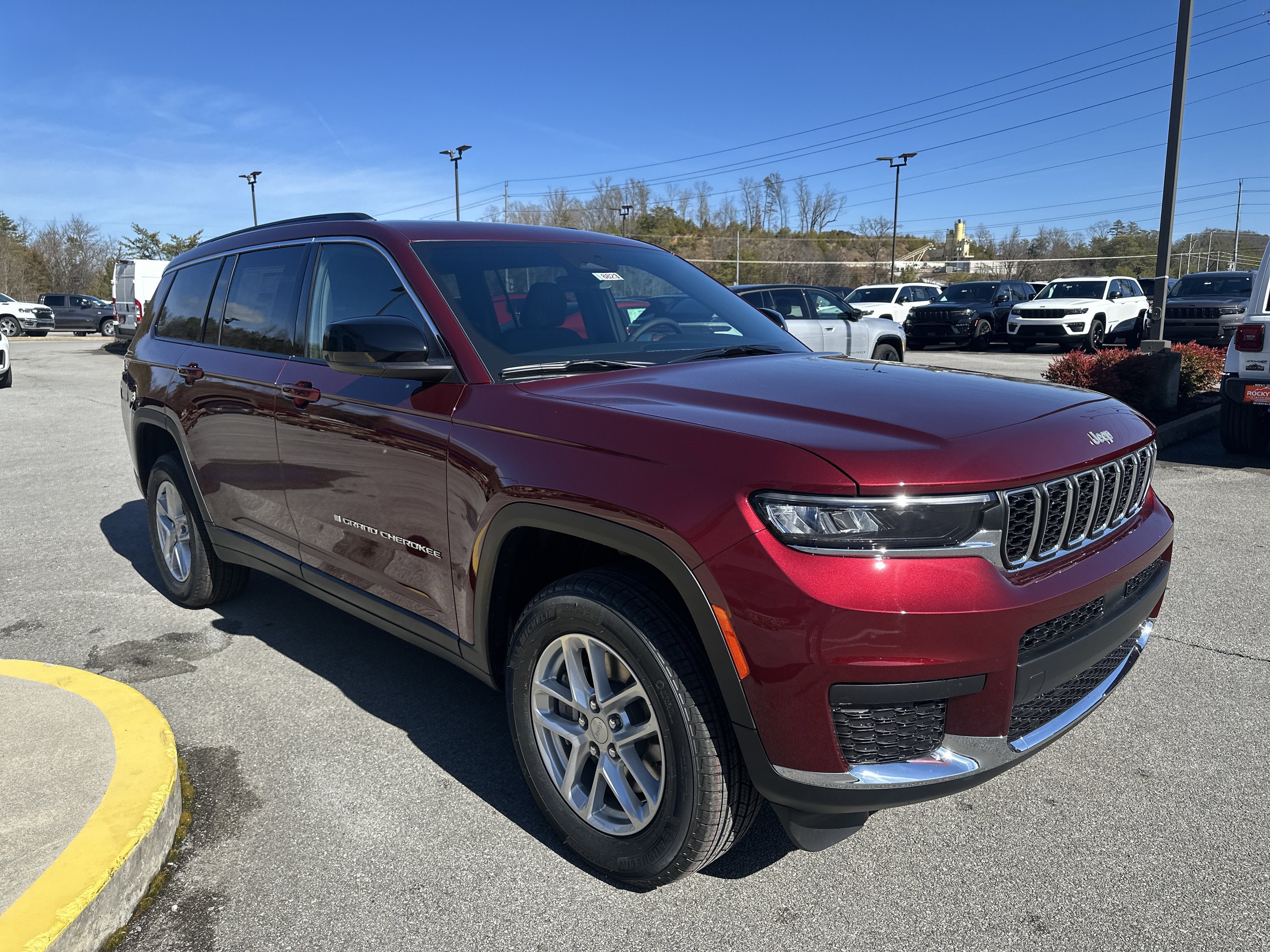 2026 Jeep Grand Cherokee GRAND CHEROKEE L LAREDO X 4X4