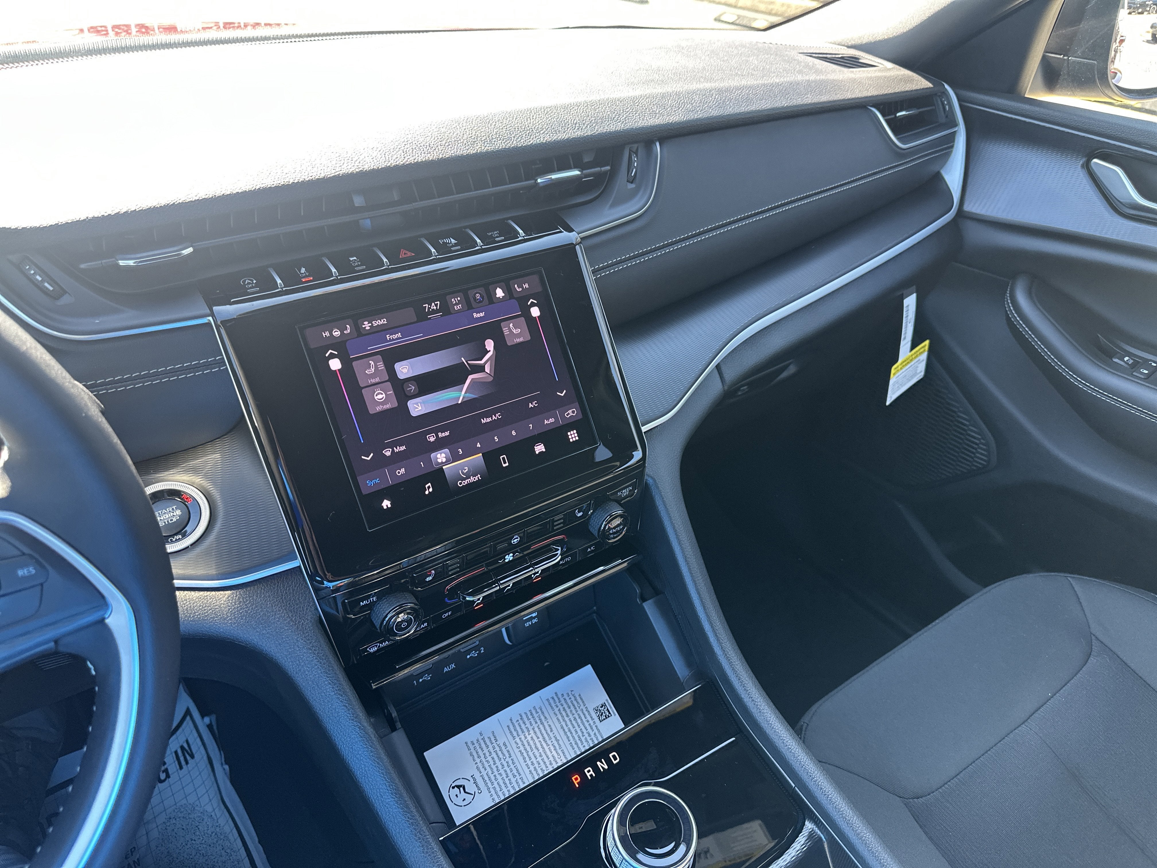 2026 Jeep Grand Cherokee GRAND CHEROKEE L LAREDO X 4X4