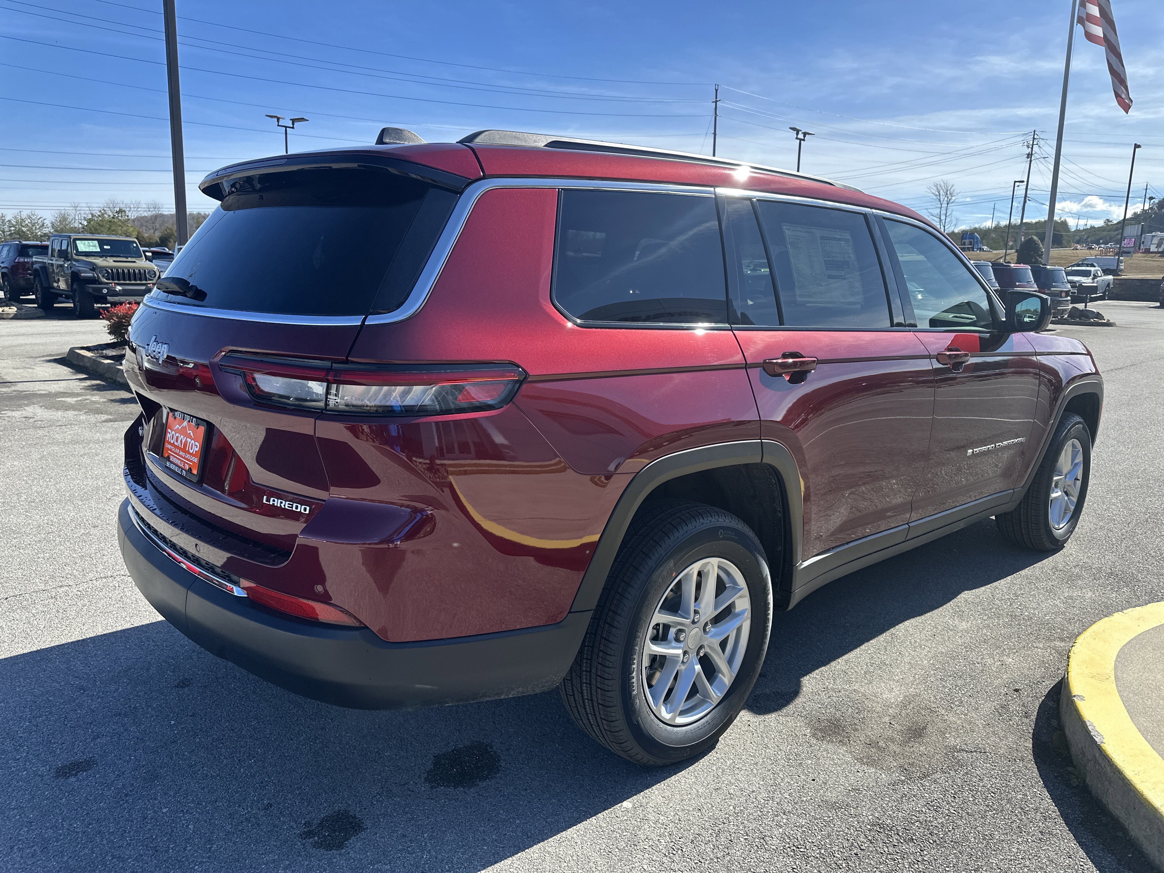 2026 Jeep Grand Cherokee GRAND CHEROKEE L LAREDO X 4X4