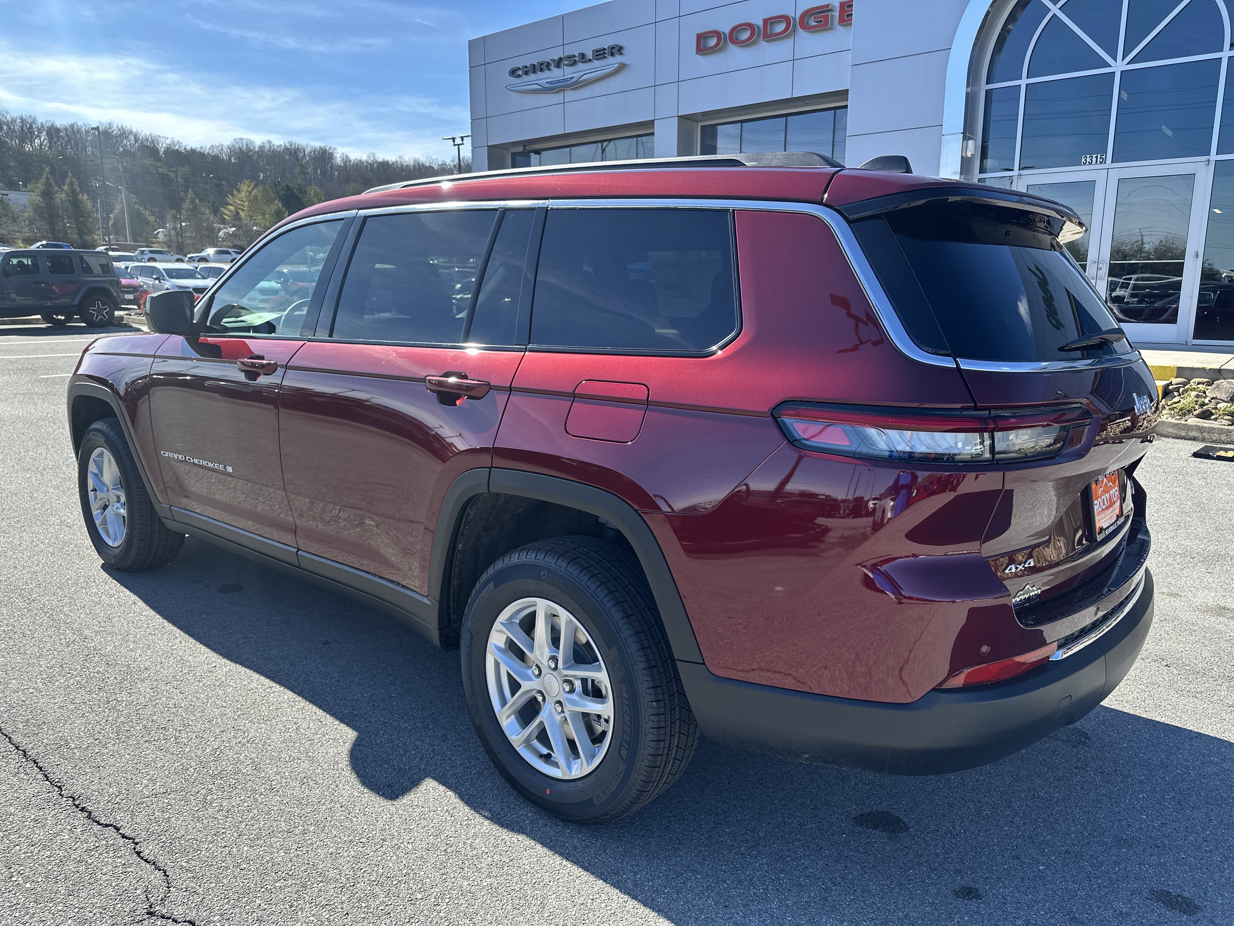 2026 Jeep Grand Cherokee GRAND CHEROKEE L LAREDO X 4X4