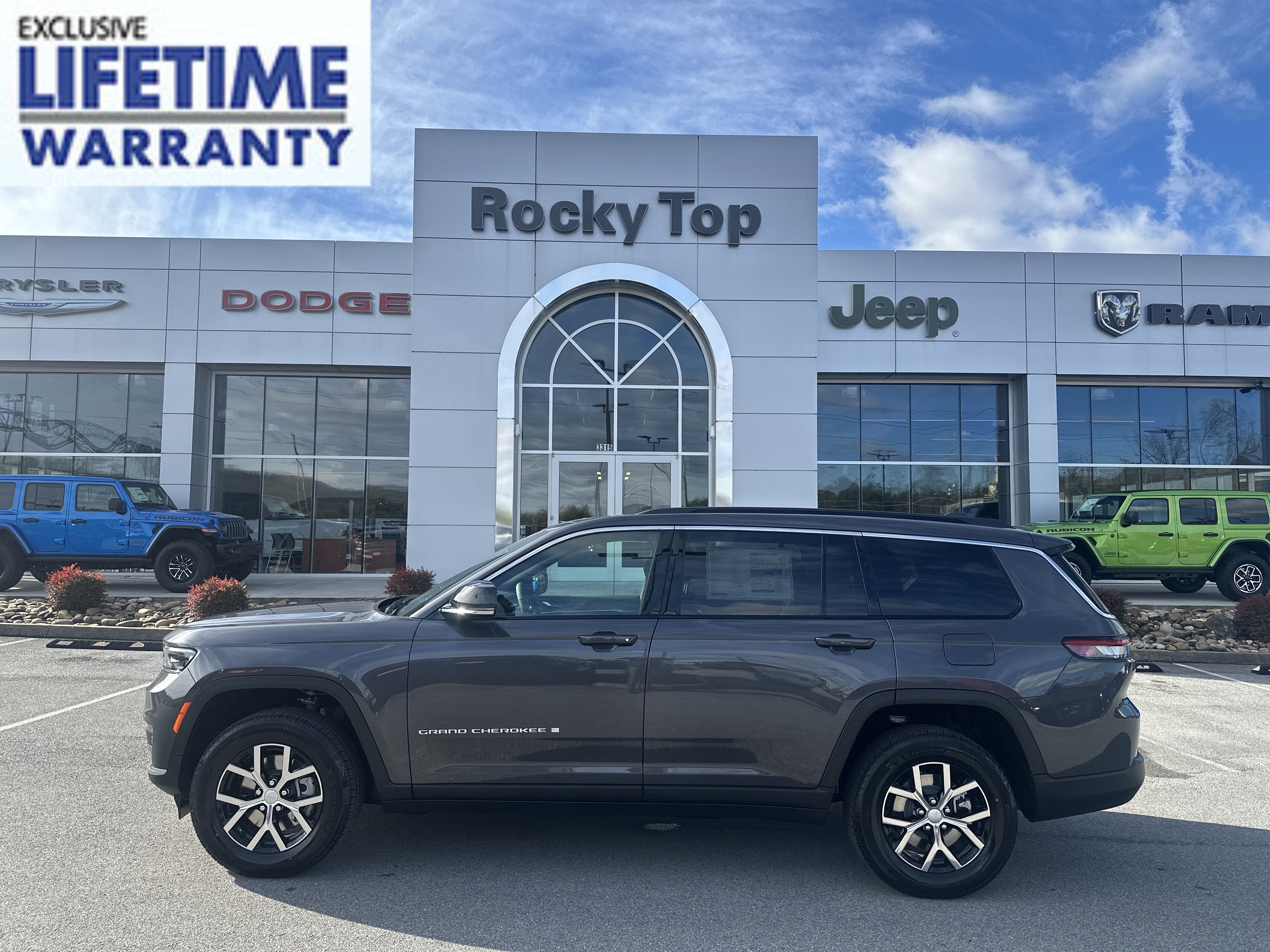 2025 Jeep Grand Cherokee GRAND CHEROKEE L LIMITED 4X4