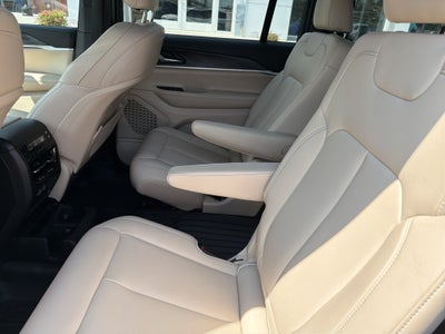 2025 Jeep Grand Cherokee L Limited 4x4