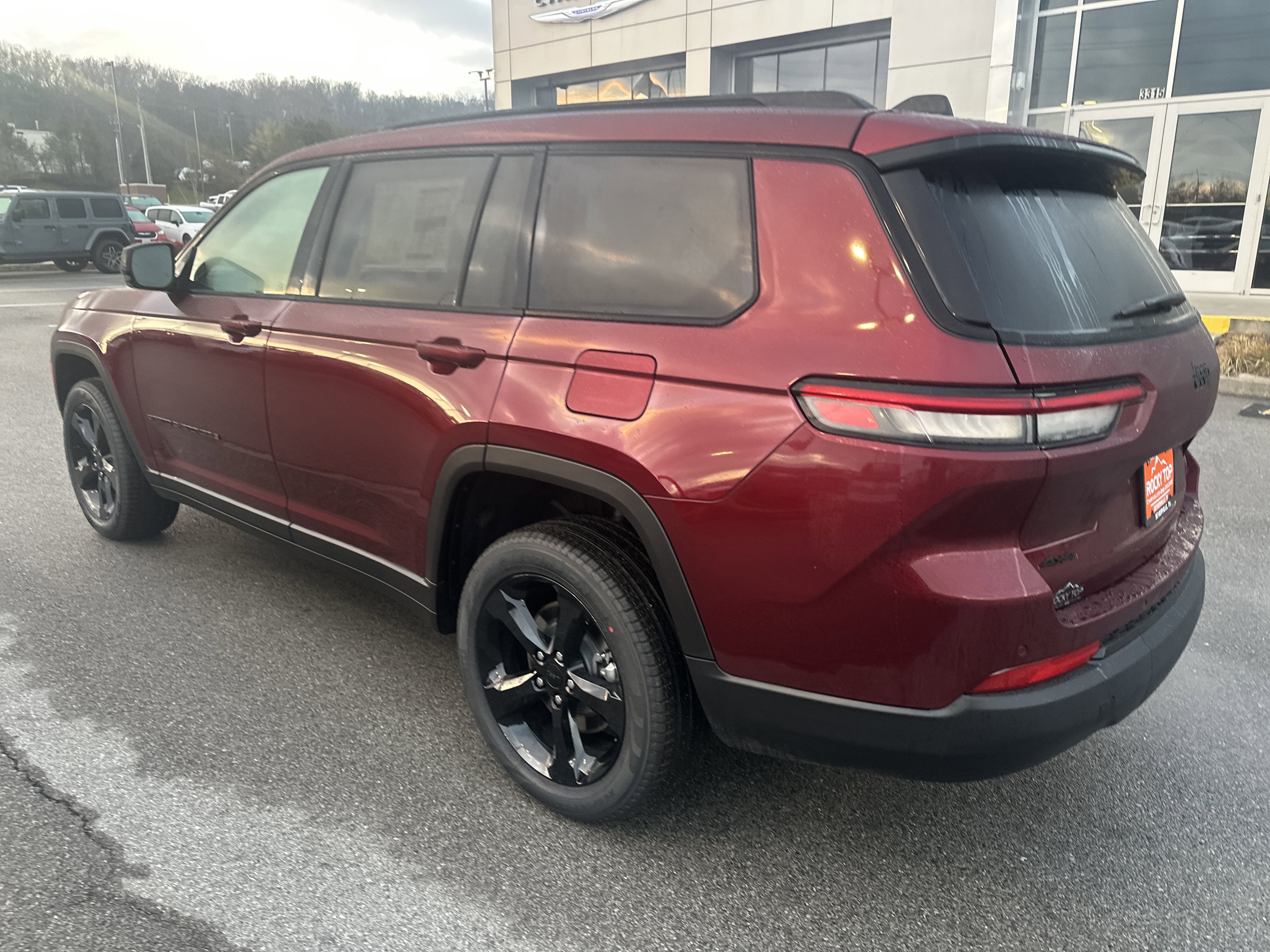 2025 Jeep Grand Cherokee GRAND CHEROKEE L LIMITED 4X4