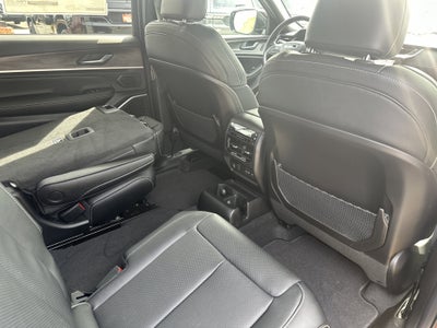 2026 Jeep Grand Cherokee GRAND CHEROKEE L LIMITED RESERVE 4X4