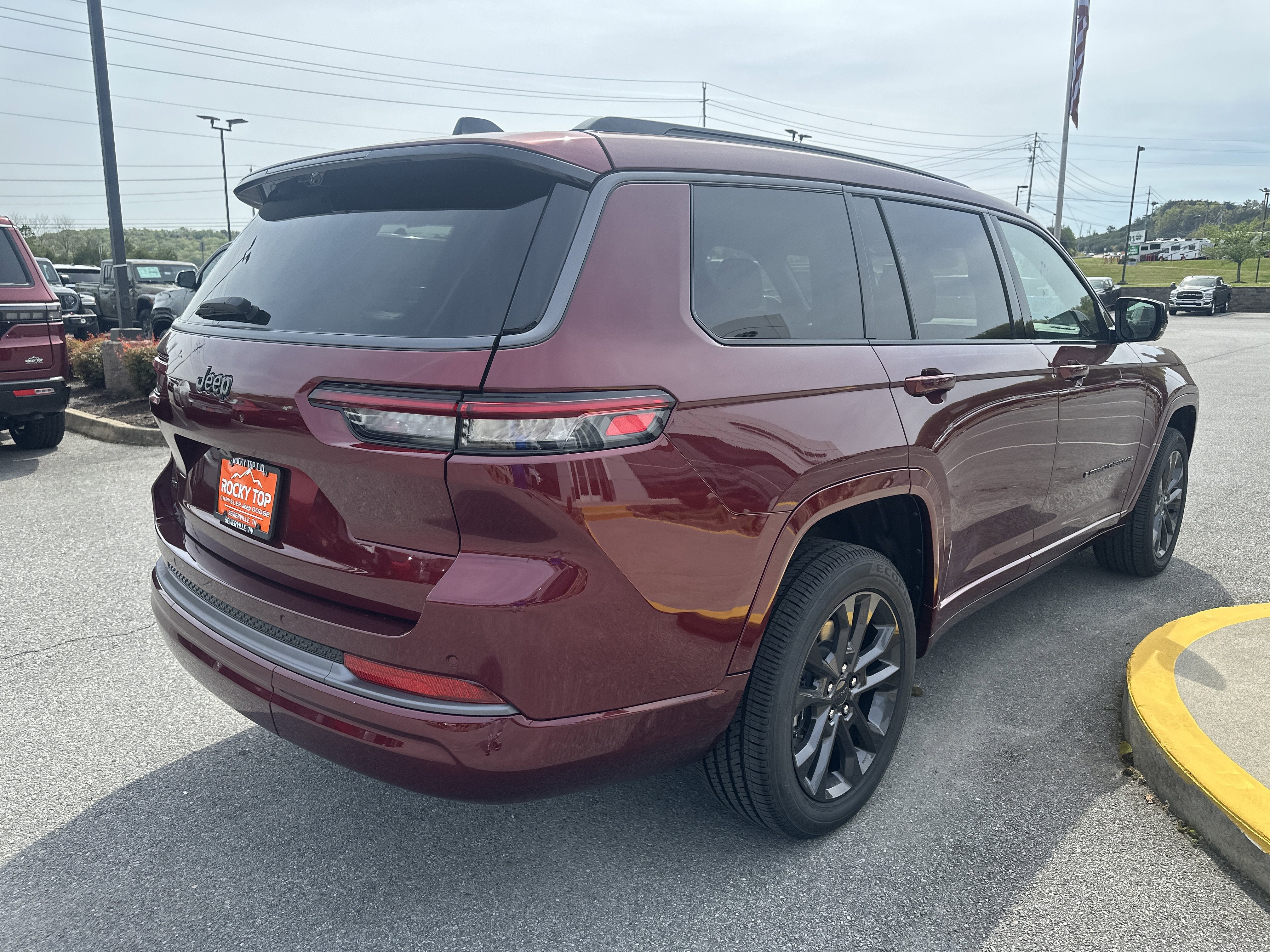 2026 Jeep Grand Cherokee GRAND CHEROKEE L LIMITED RESERVE 4X4