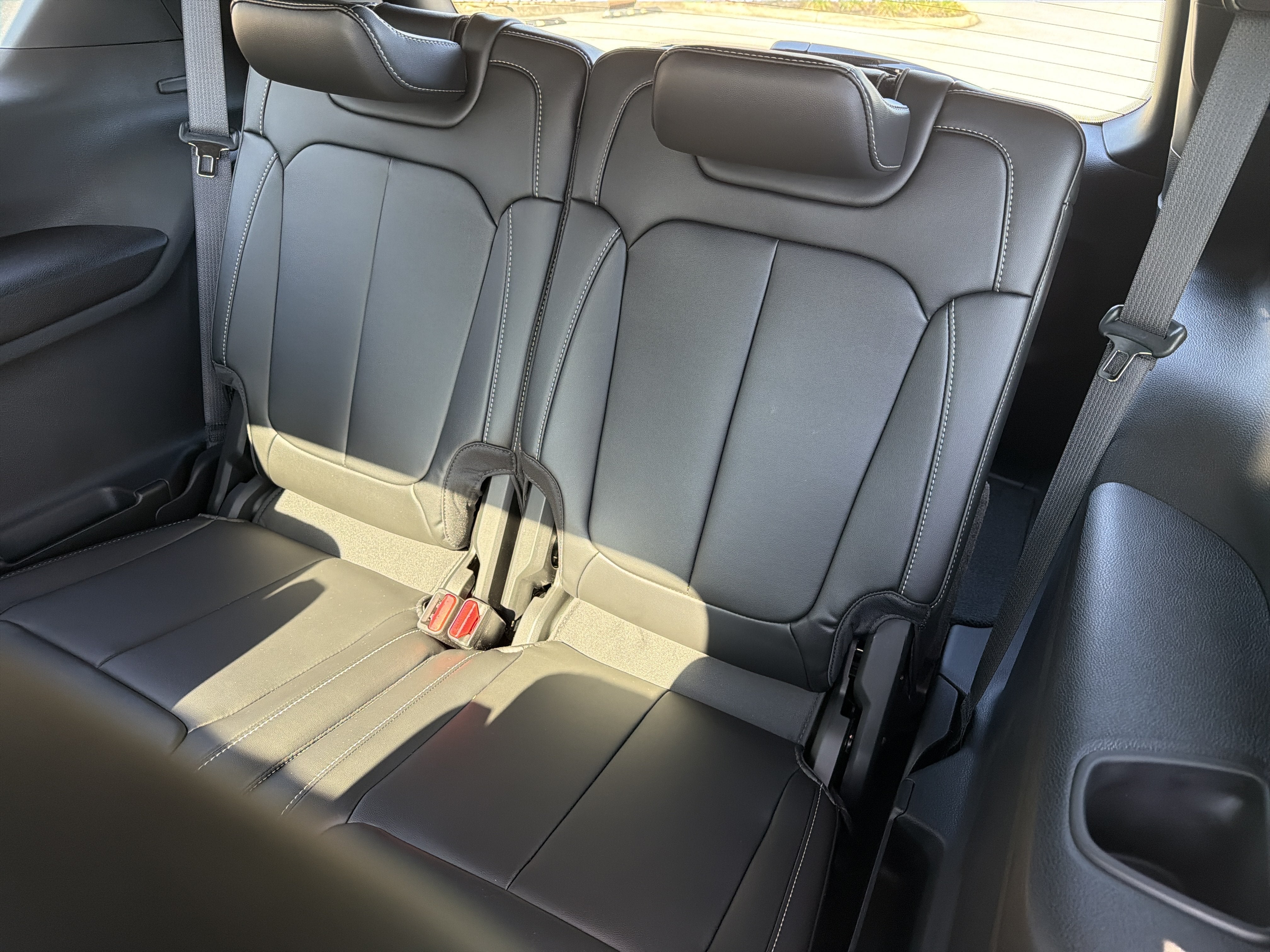 2027 Jeep Grand Cherokee GRAND CHEROKEE L LIMITED 4X4