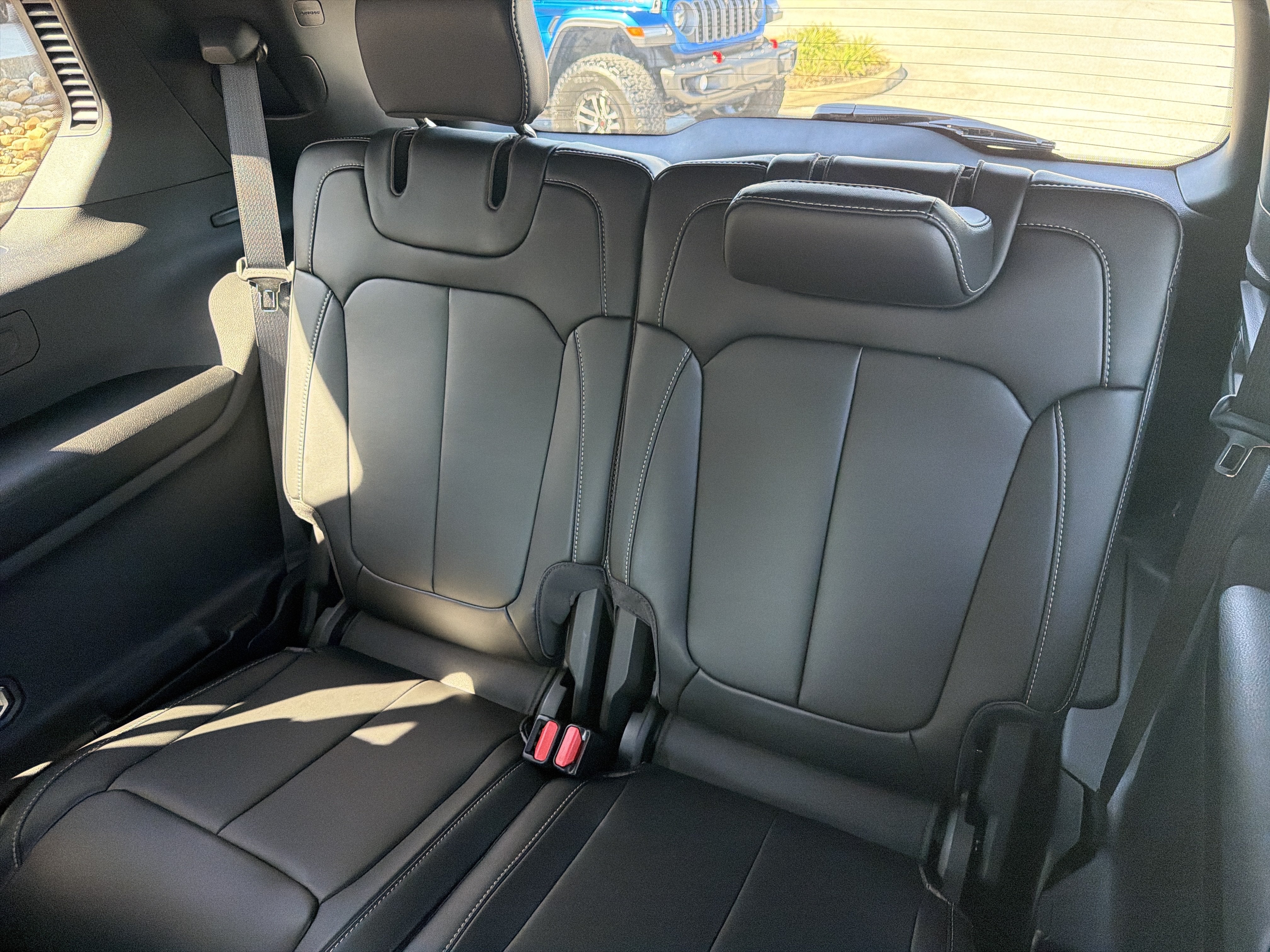 2027 Jeep Grand Cherokee GRAND CHEROKEE L LIMITED 4X4