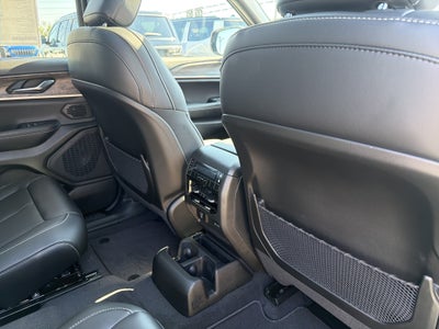 2027 Jeep Grand Cherokee GRAND CHEROKEE L LIMITED 4X4