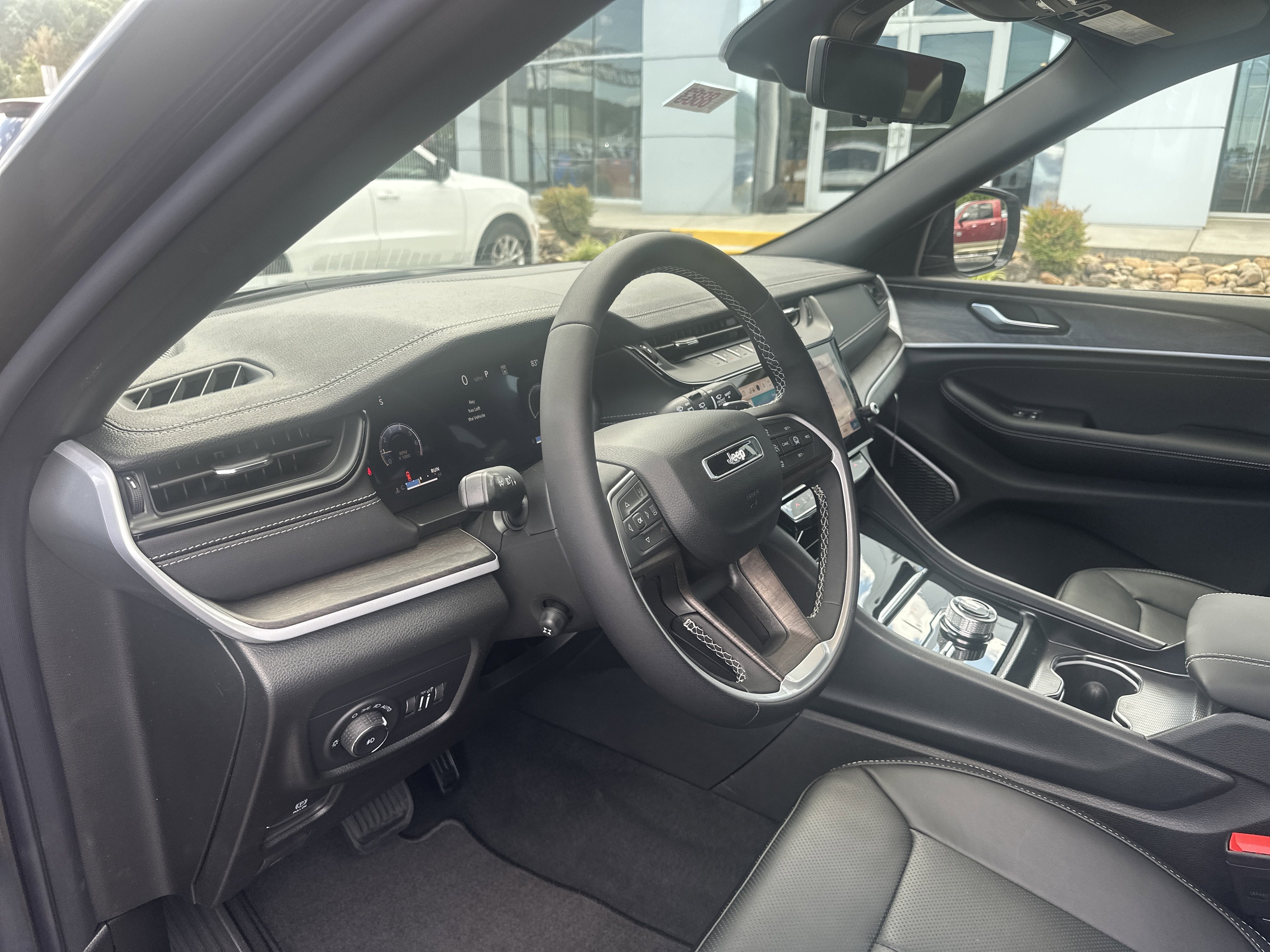 2026 Jeep Grand Cherokee GRAND CHEROKEE L LIMITED RESERVE 4X4