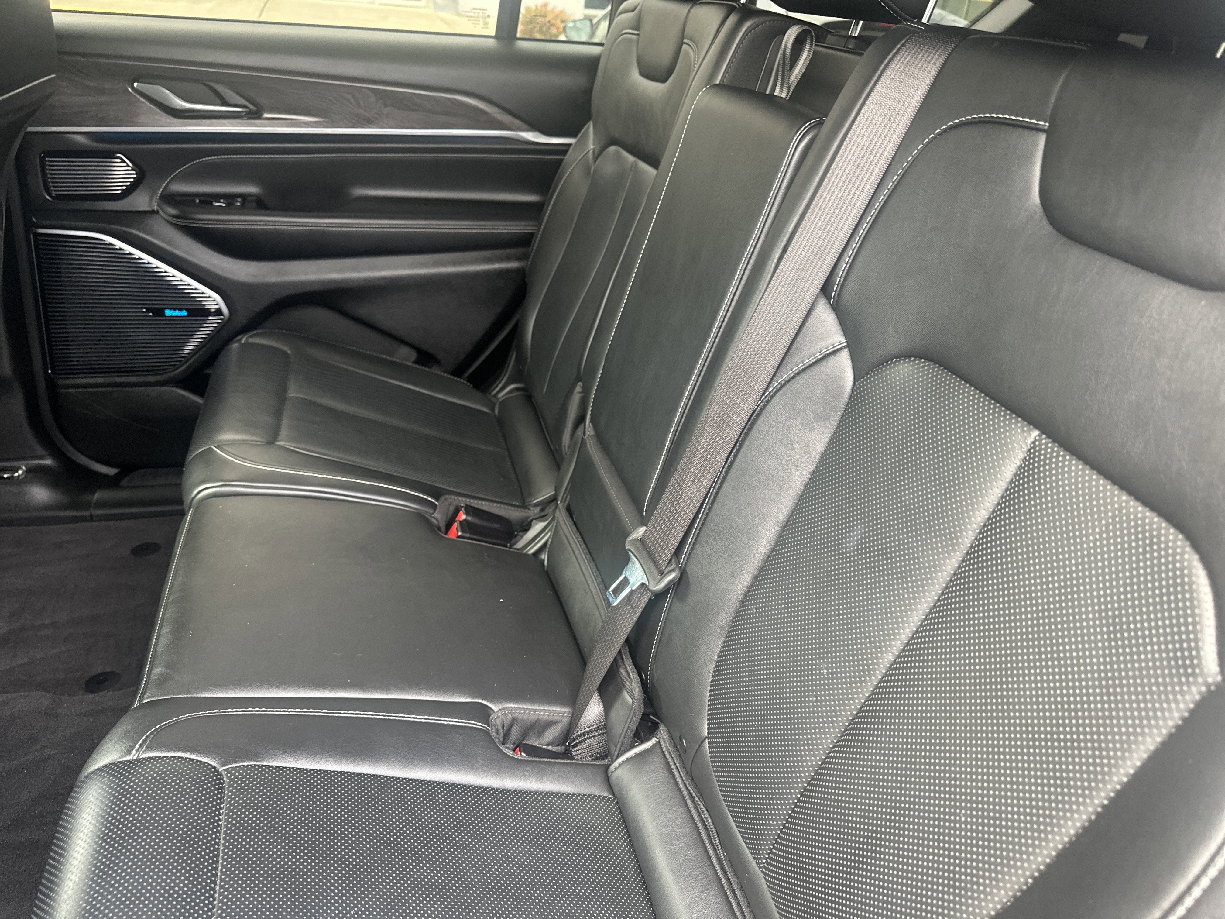 2022 Jeep Grand Cherokee L Overland 4x4