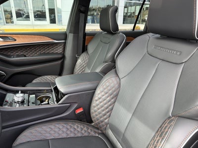 2025 Jeep Grand Cherokee L Summit Reserve 4x4