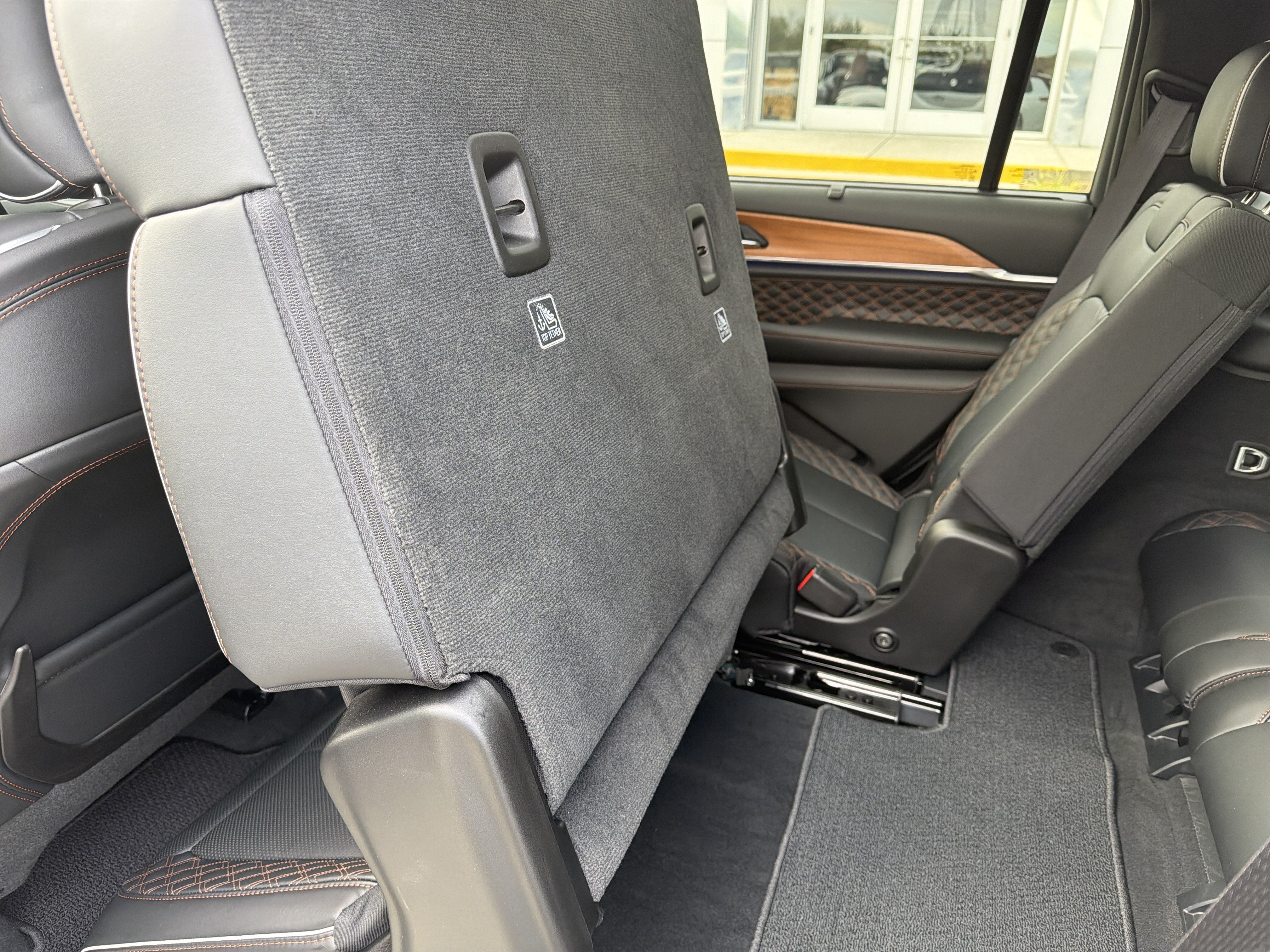 2025 Jeep Grand Cherokee L Summit Reserve 4x4