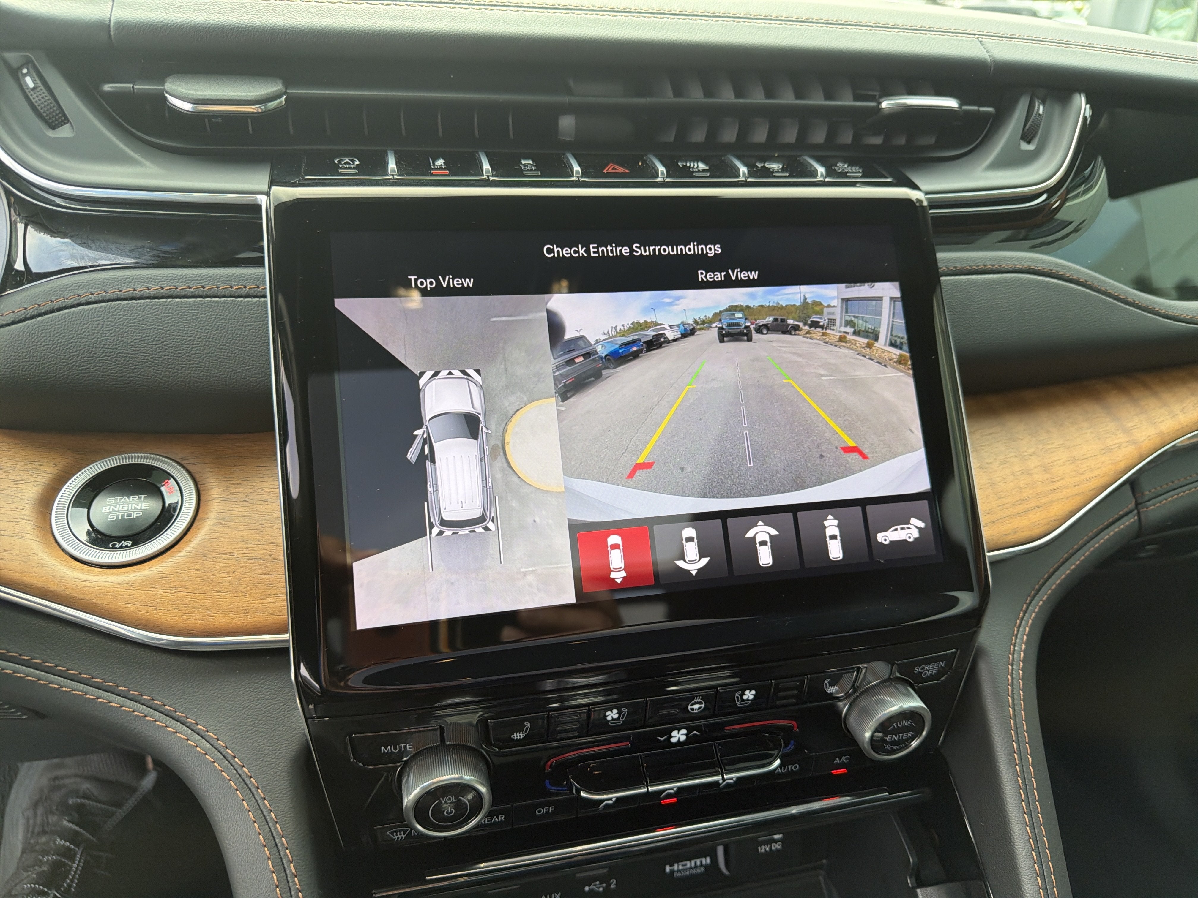 2025 Jeep Grand Cherokee L Summit Reserve 4x4