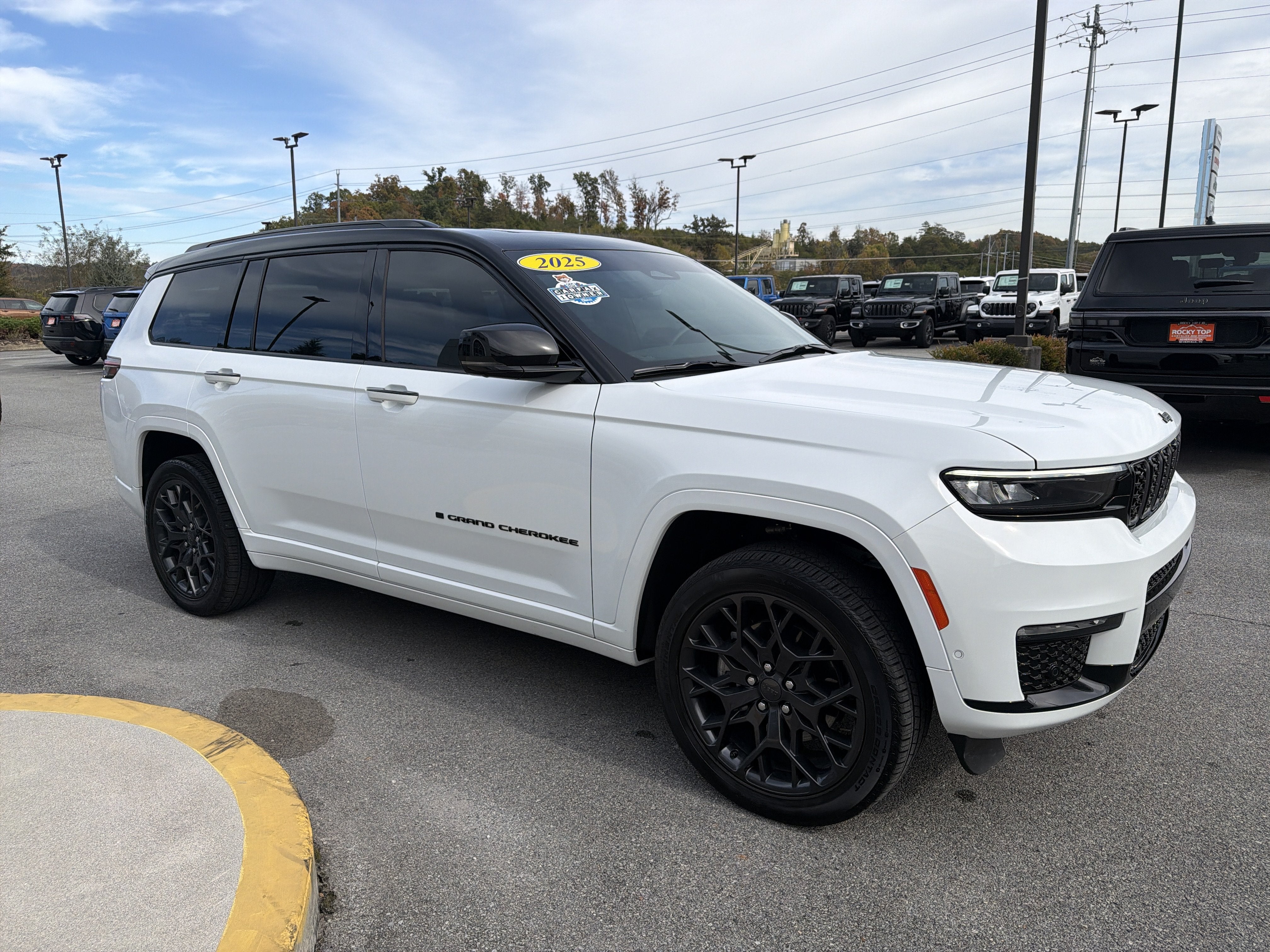 2025 Jeep Grand Cherokee L Summit Reserve 4x4
