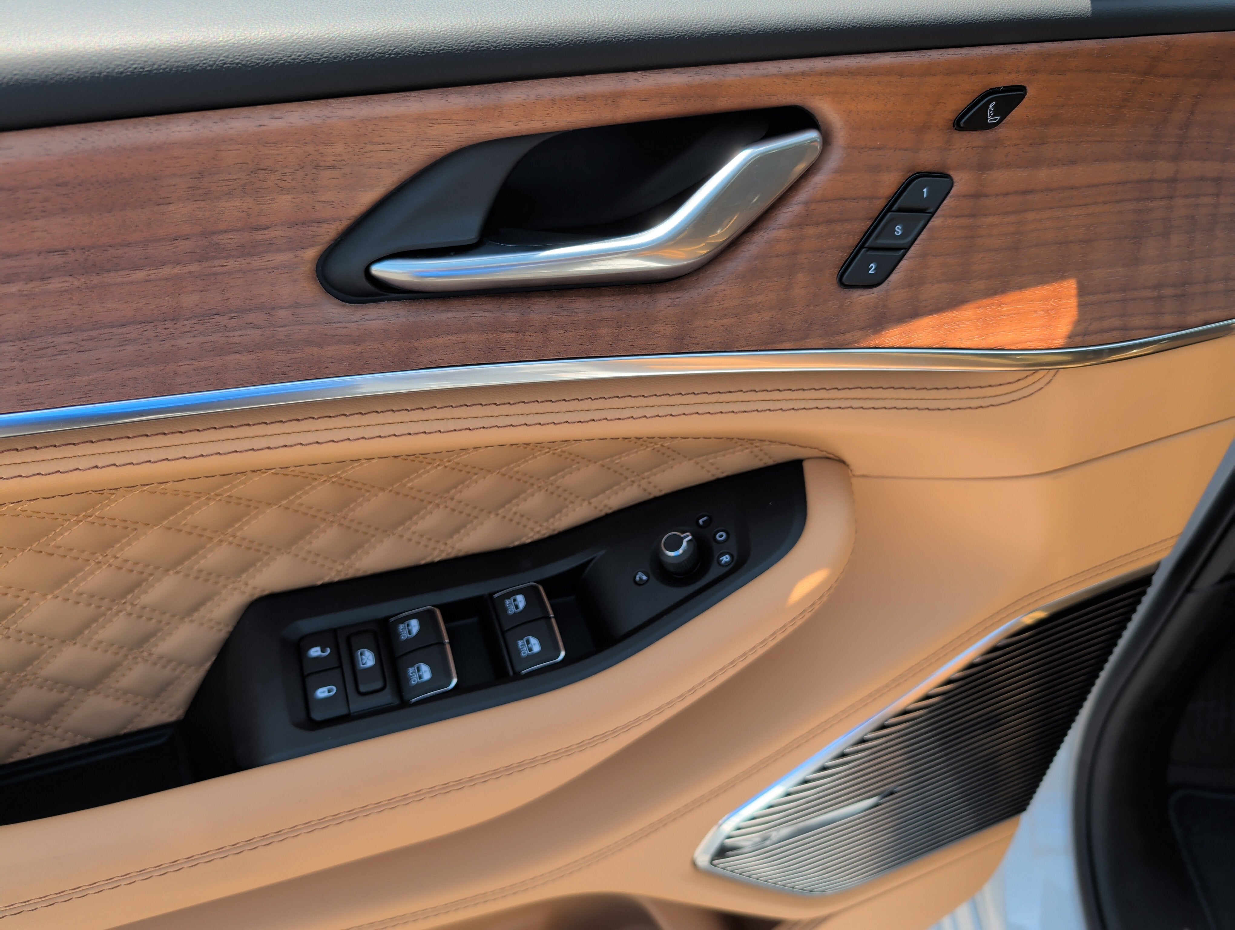 2026 Jeep Grand Cherokee GRAND CHEROKEE L SUMMIT 4X4