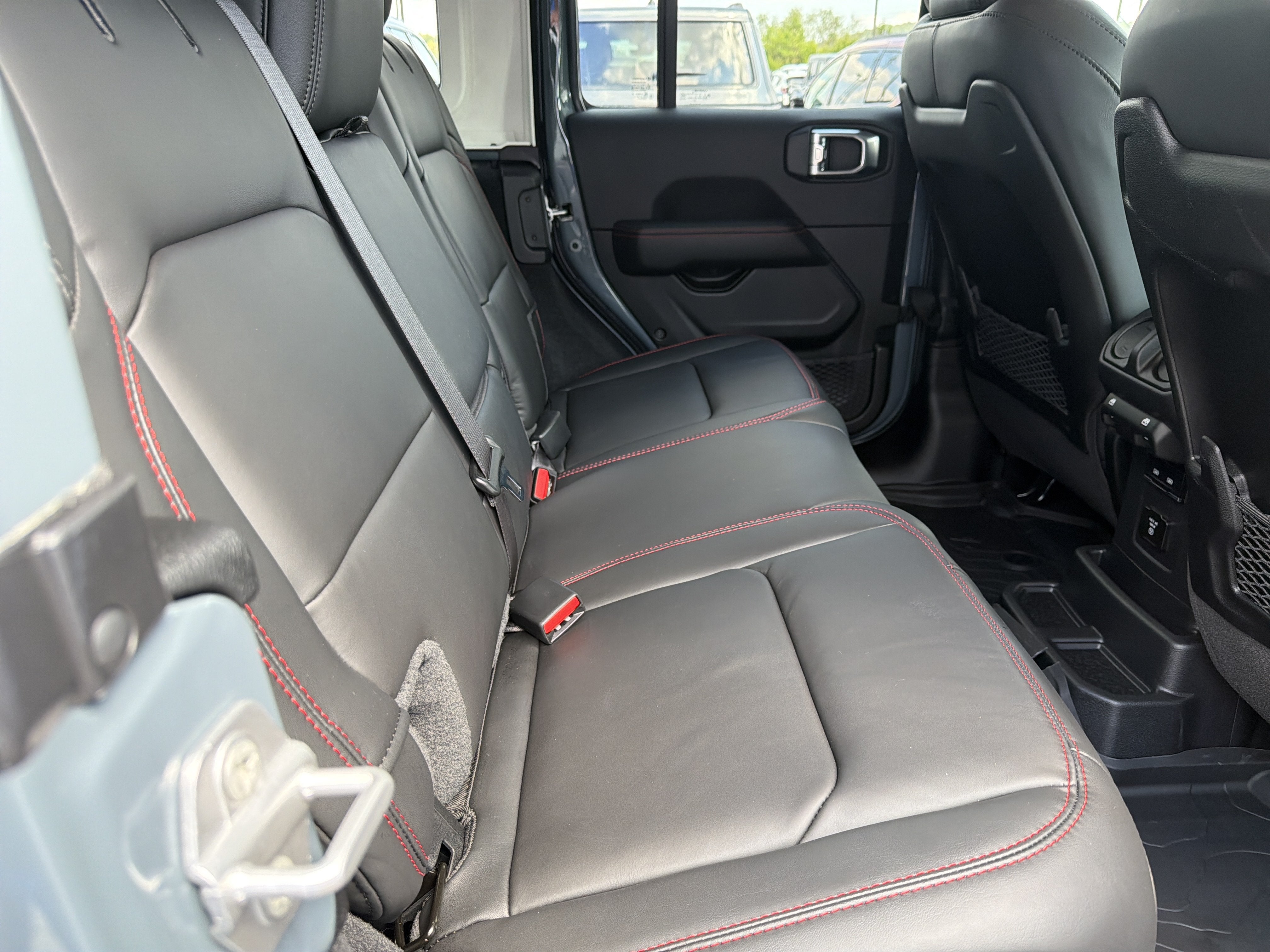 2026 Jeep Wrangler 4-Door Recon 4x4