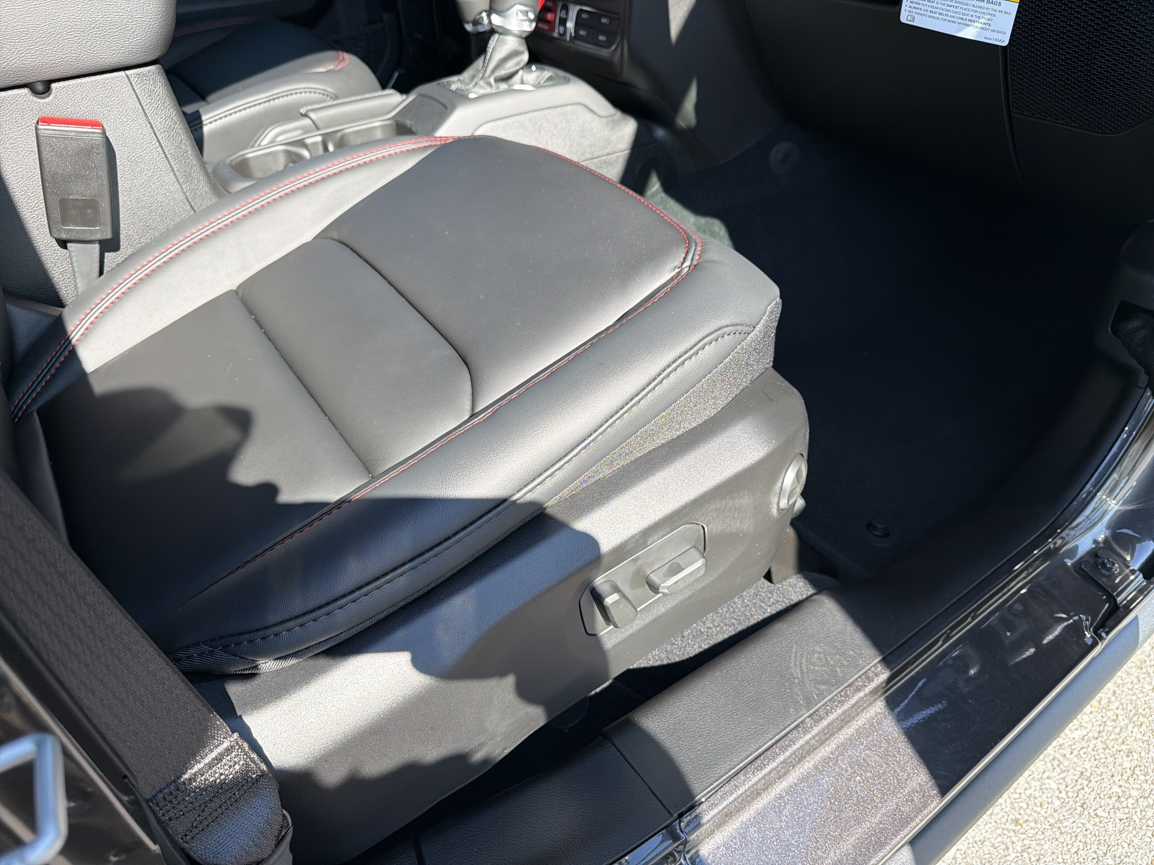 2027 Jeep Wrangler WRANGLER 4-DOOR RUBICON X