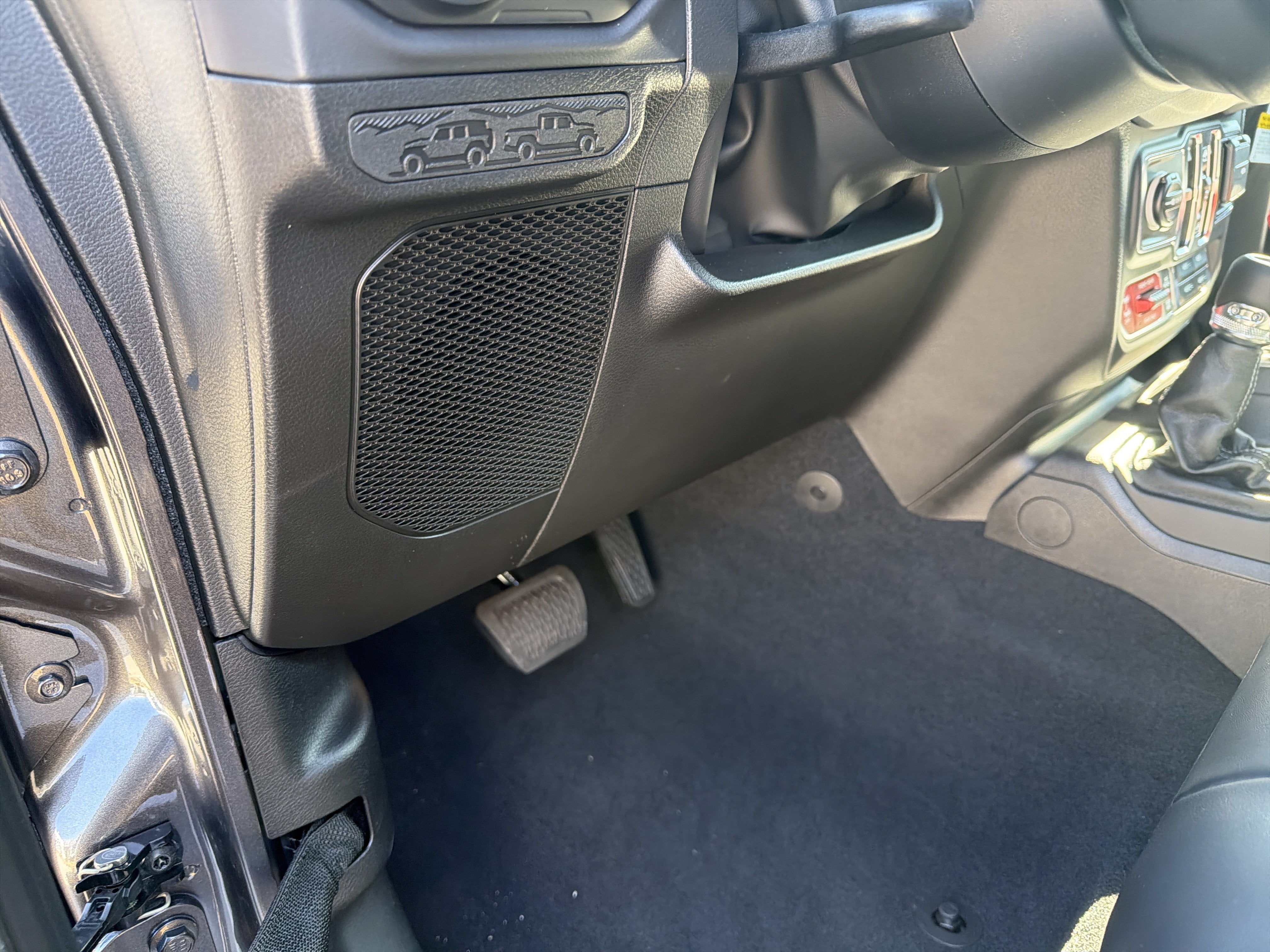 2027 Jeep Wrangler WRANGLER 4-DOOR RUBICON X